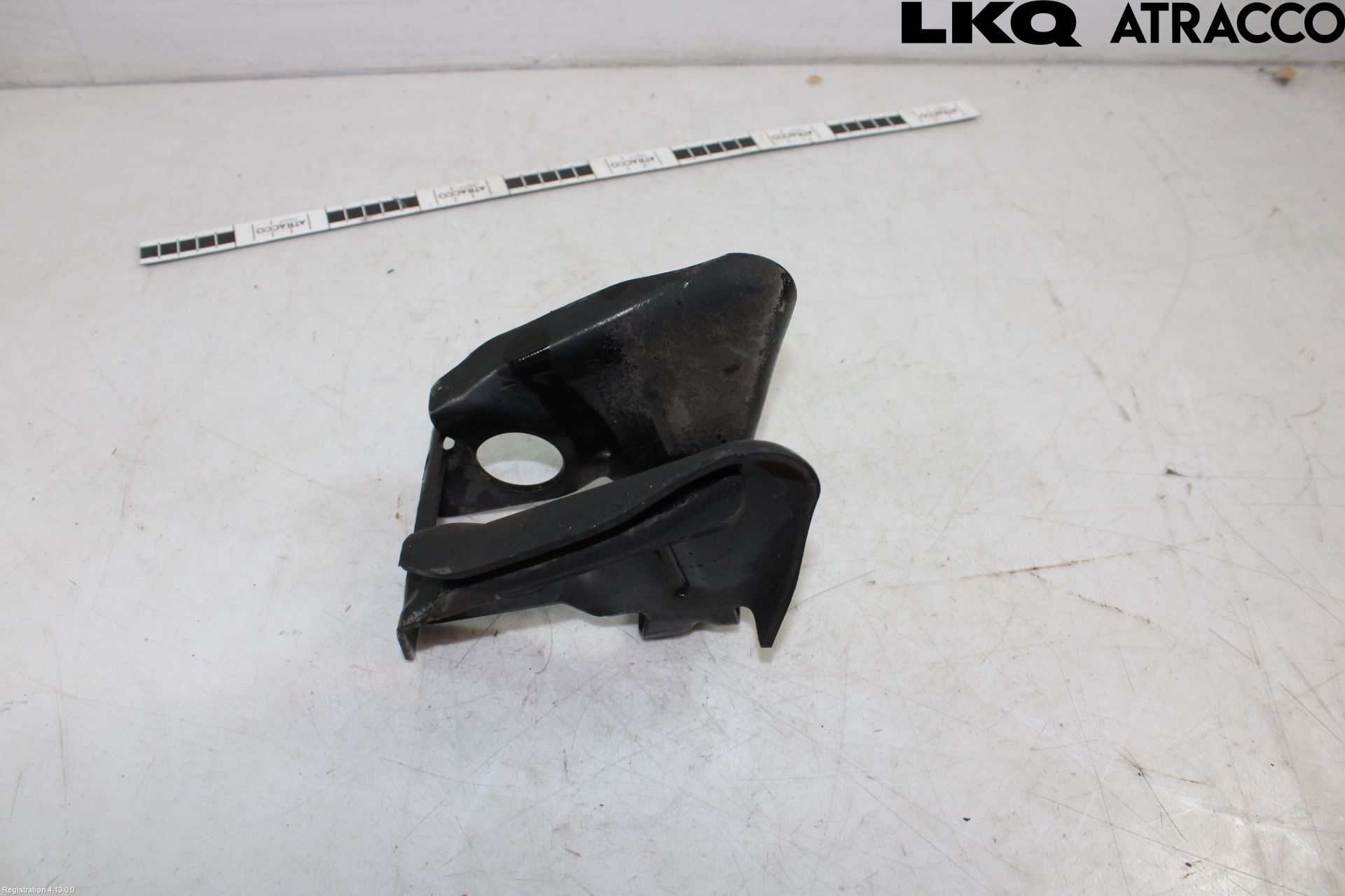 Nissan PRIMASTAR Bakaxel Fäste