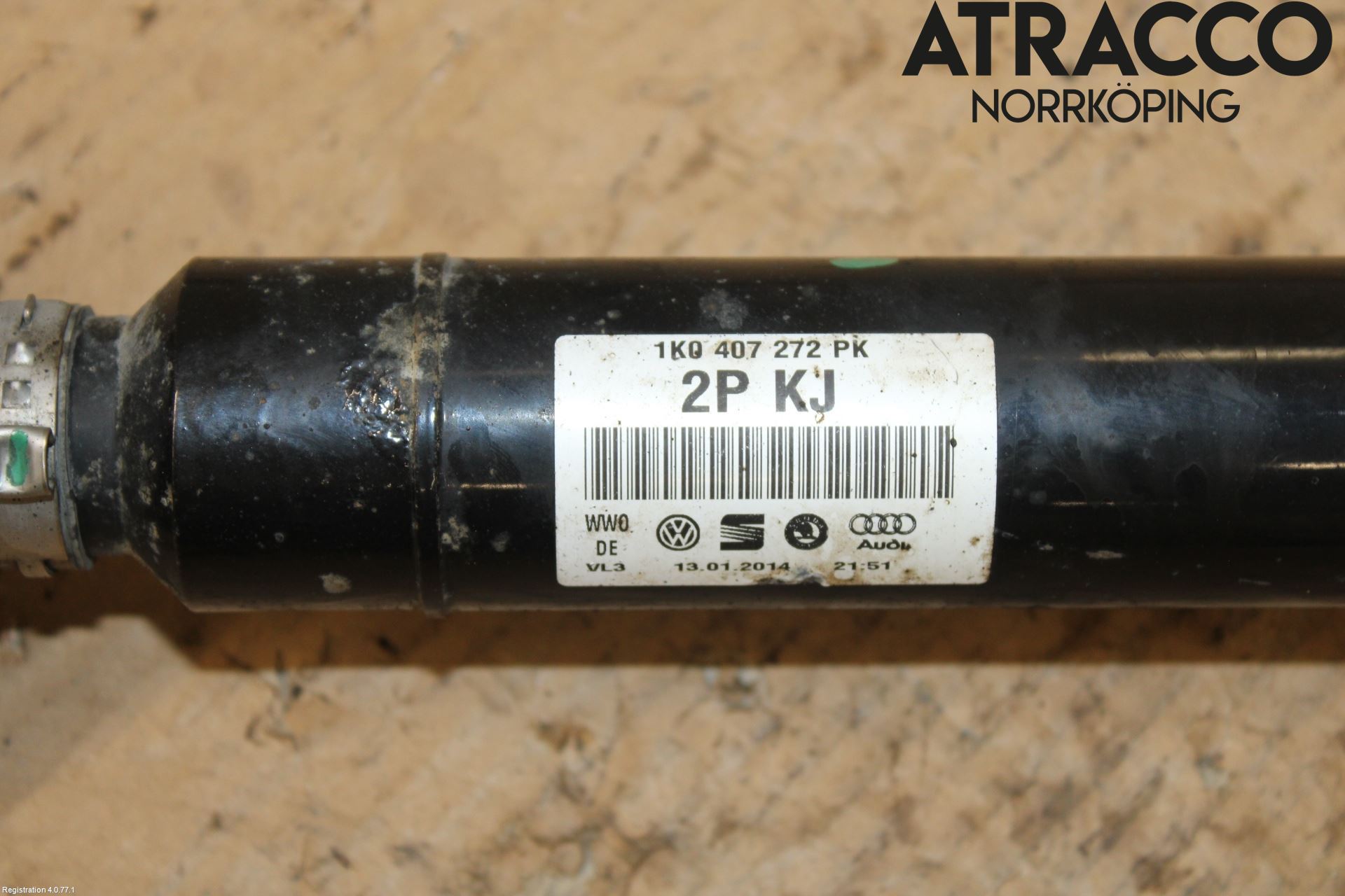 Volkswagen VW PASSAT 11-14 Drivaxel Fram Höger