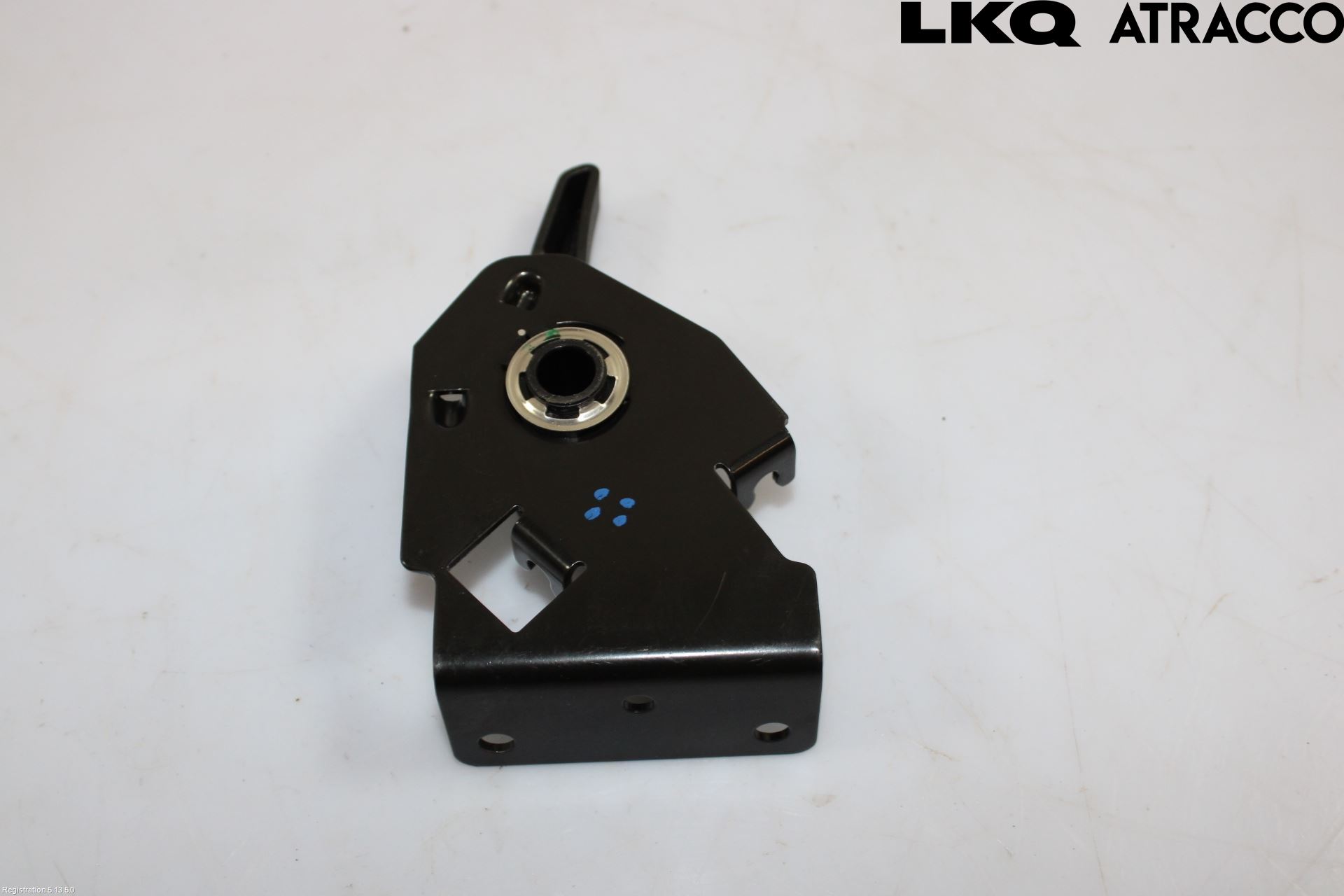 Audi A3/S3 8Y 21- Huvlås Wire-Spak