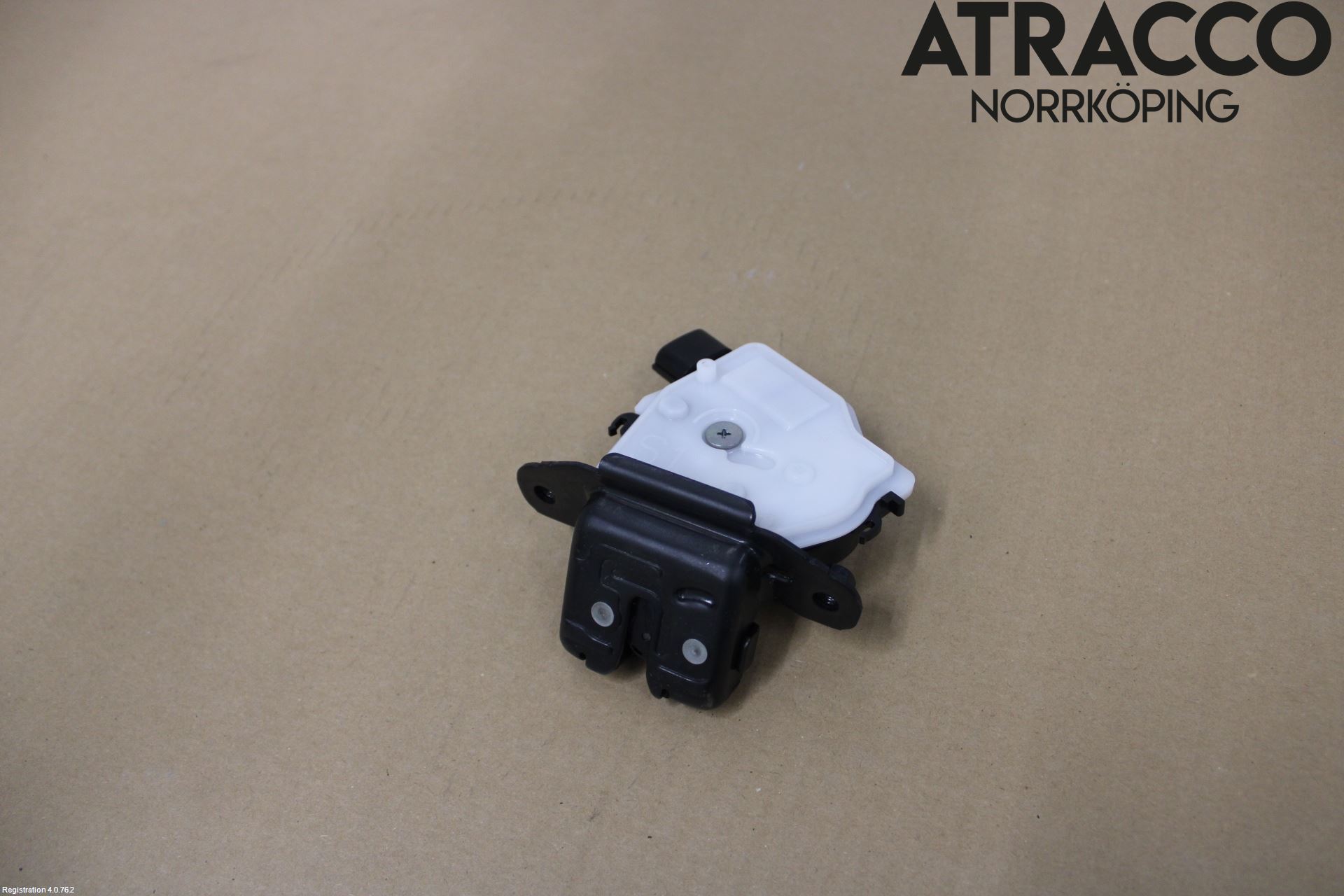 Toyota COROLLA 19- Låskista Baklucka