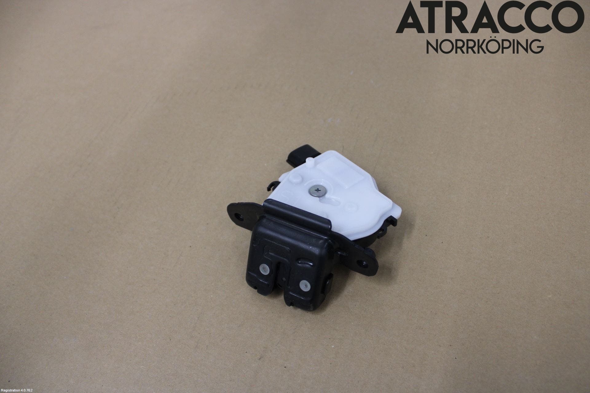 Toyota COROLLA 19- Låskista Baklucka