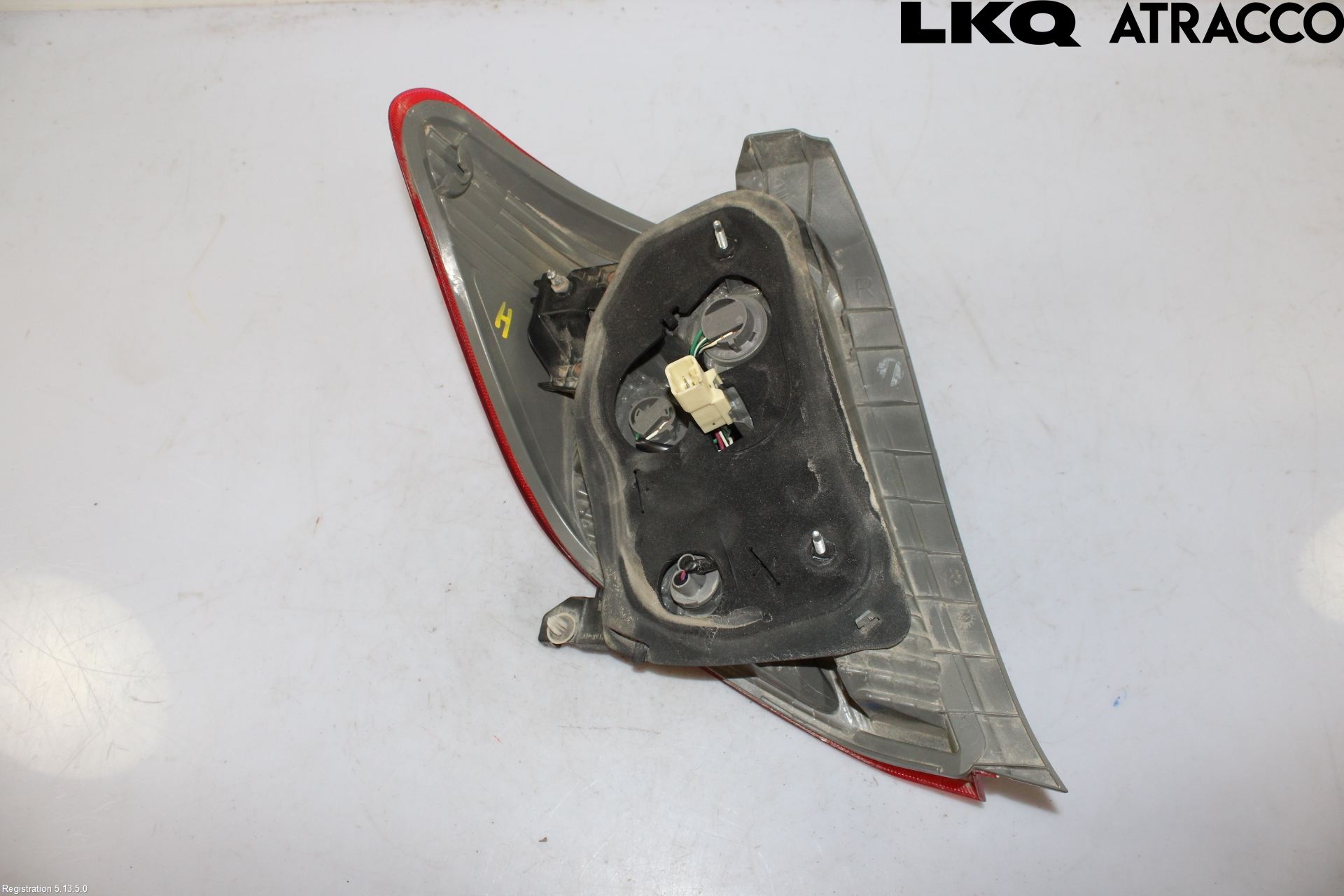 Toyota YARIS XP130 12-14 Bakljus Höger