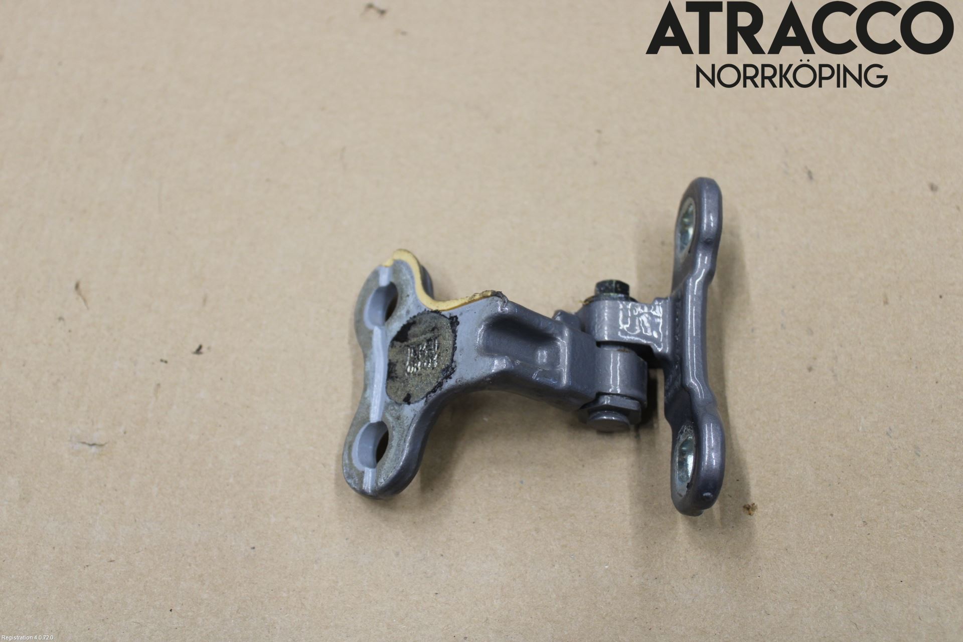 Volvo V50 04-07 Dörrgångjärn