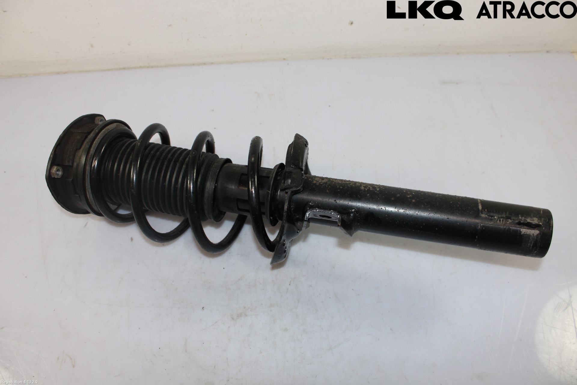 Volkswagen VW PASSAT 20-24 Fjäderben Fram Höger