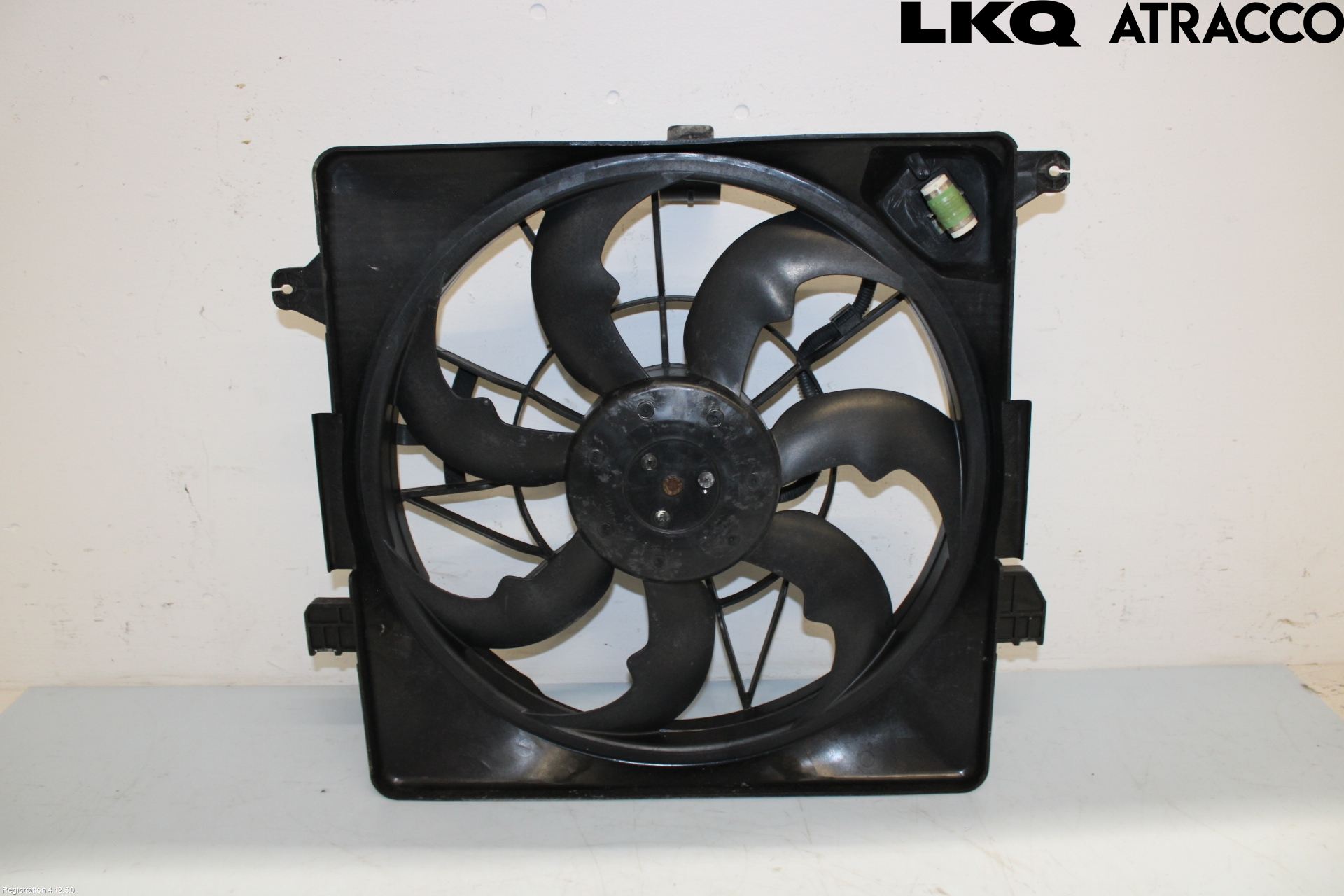 Hyundai i40 08-15 Kylfläkt El