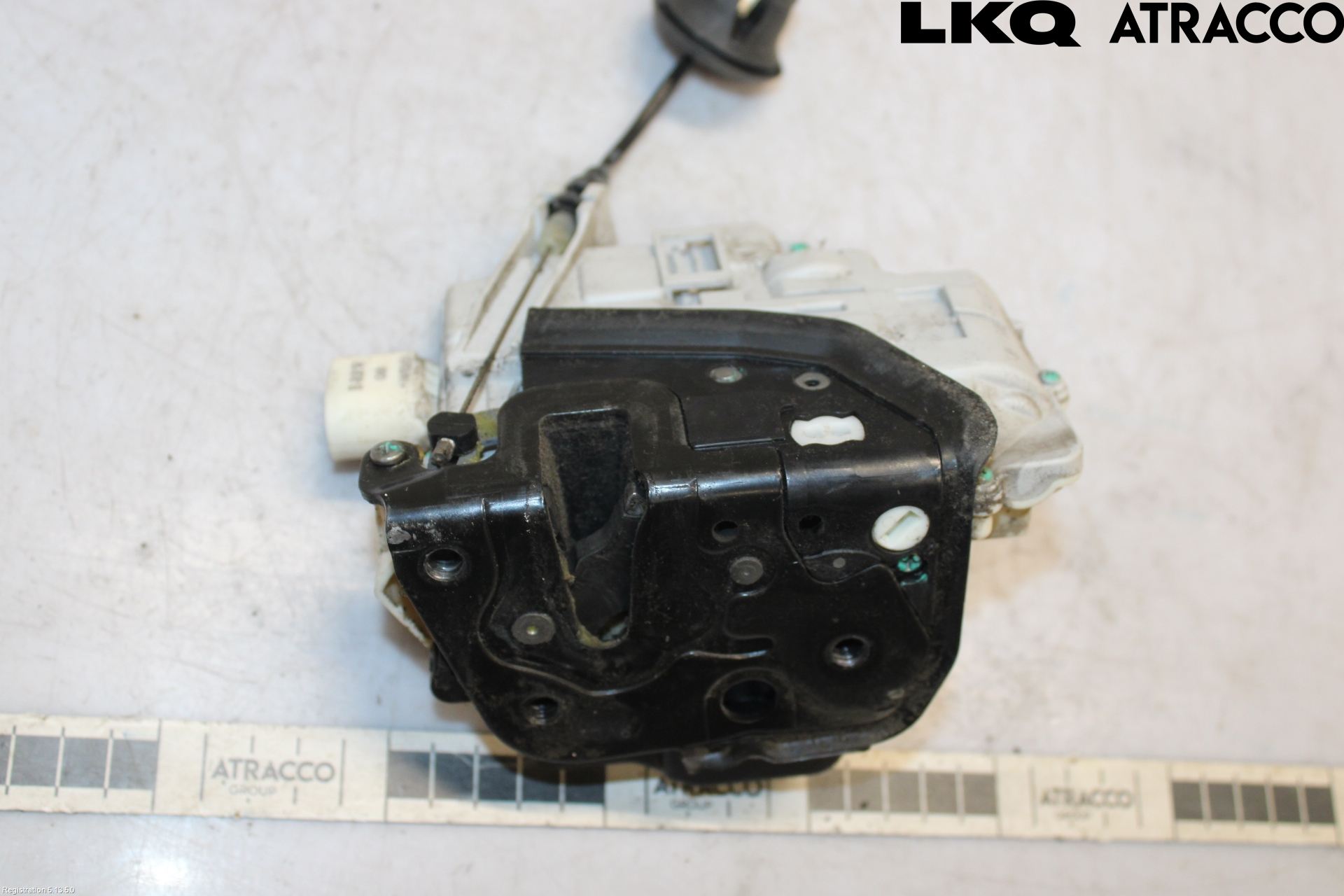 Audi A6/S6     05-11 Låskista-Dörrlås