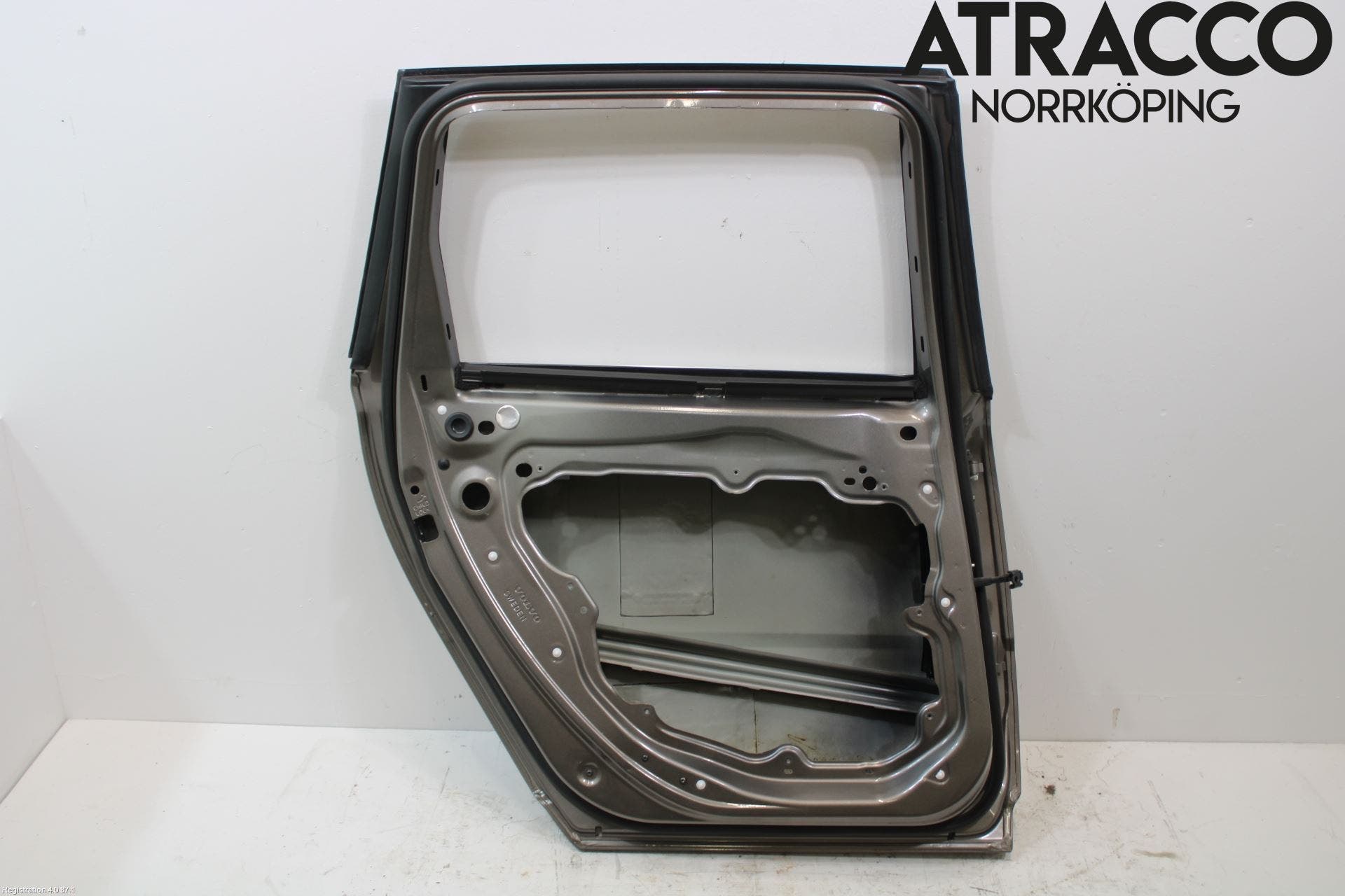 Volvo V70 08-13 Dörr Bak Vänster