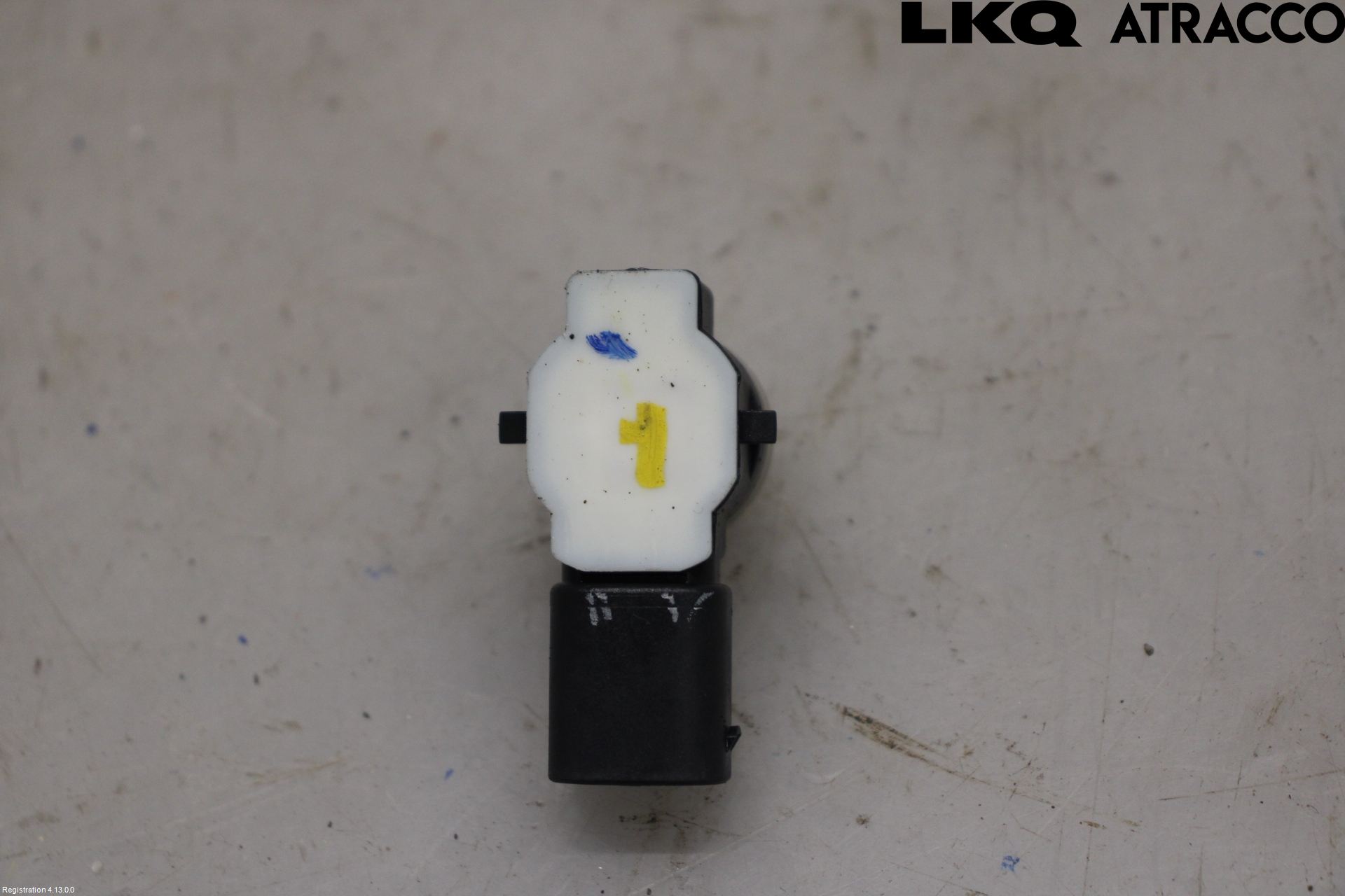 Opel VIVARO 20- Parkeringshjälp Backsensor