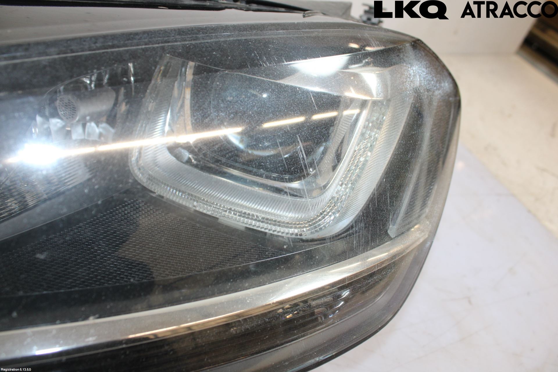 Volkswagen VW GOLF / E-GOLF VII 13-20 Strålkastare Vänster