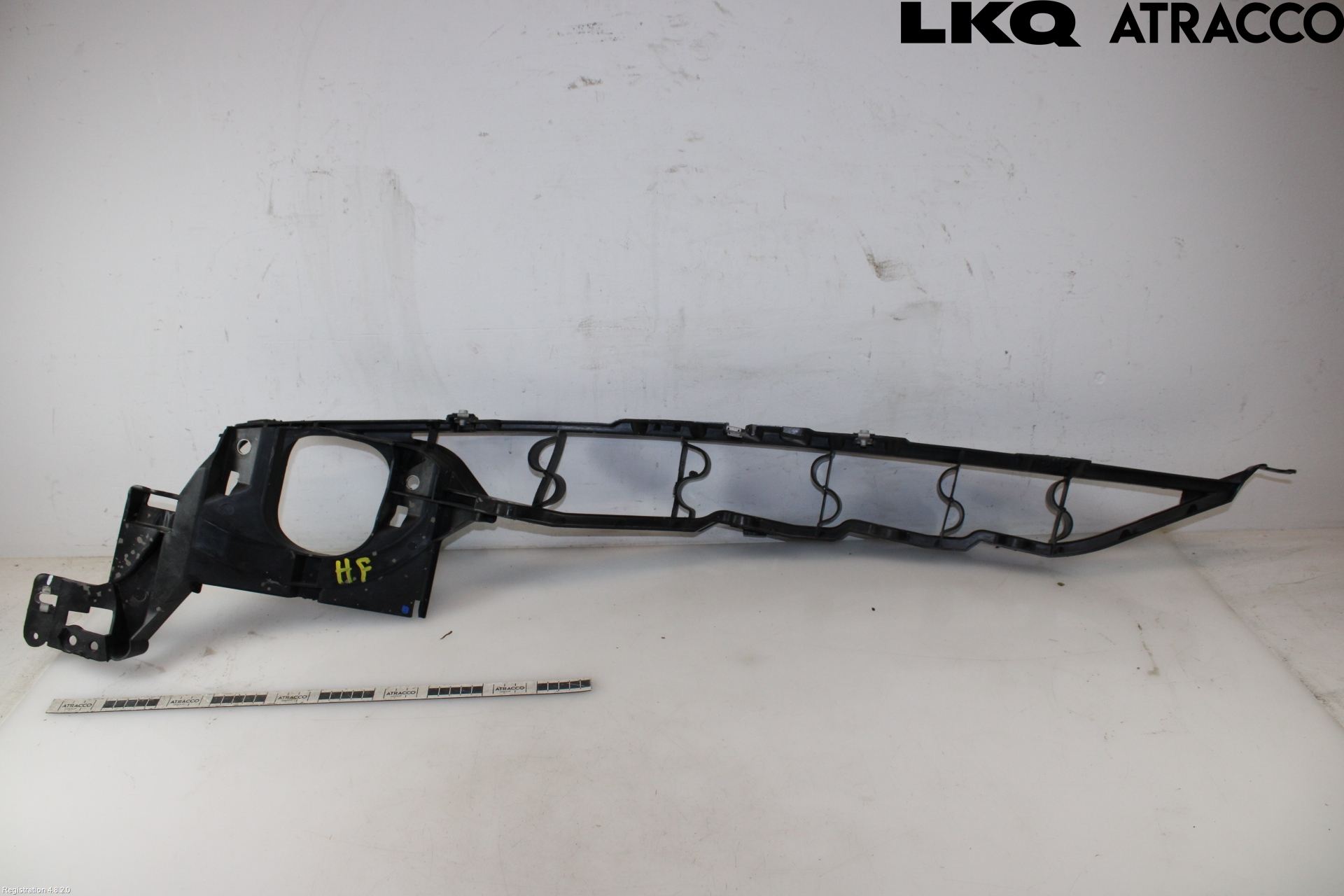 BMW X6 E71/E72   08-14 Skärmfäste Fram Hö