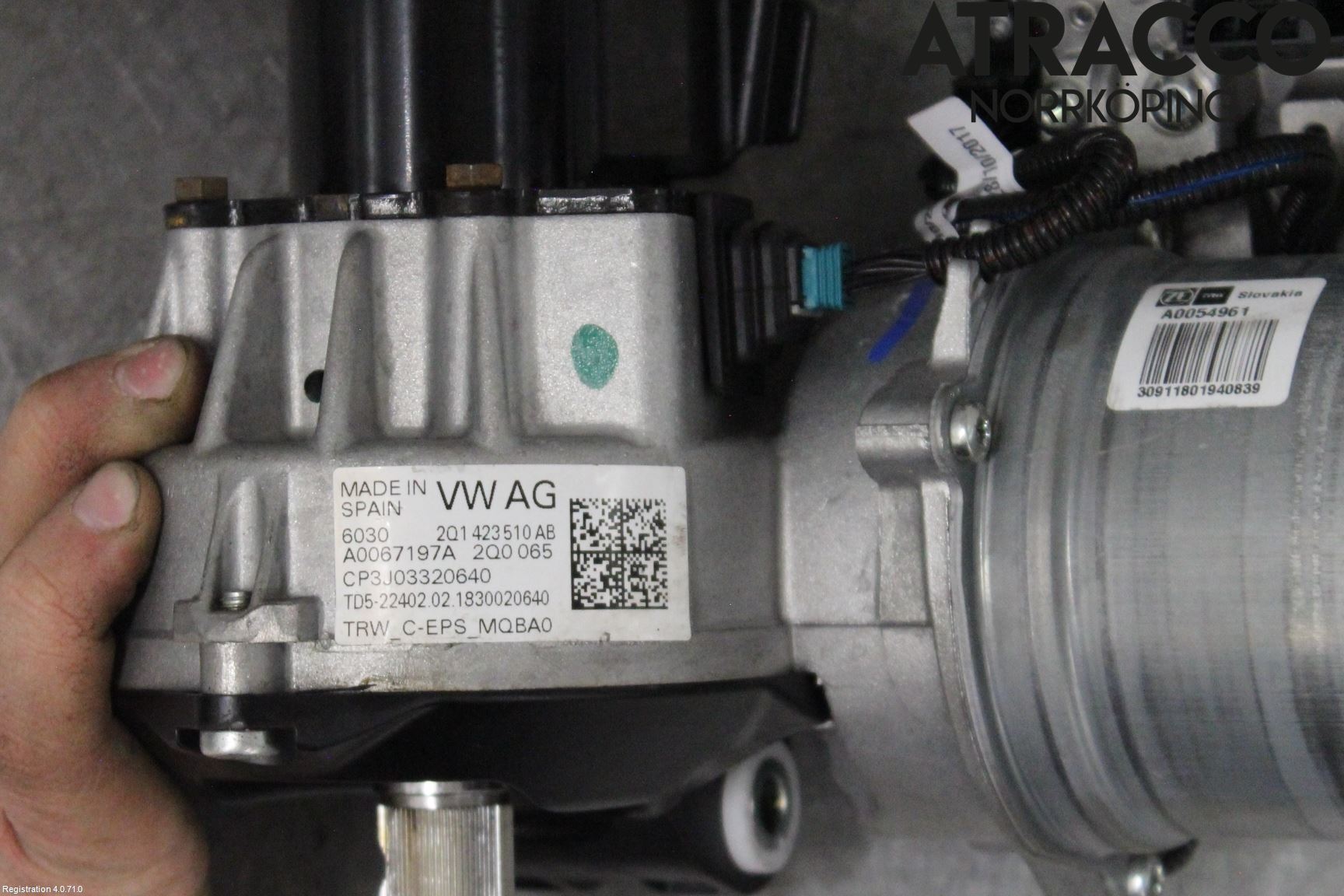 Volkswagen VW POLO VI 18->> Rattaxelagg Med Inb Servo