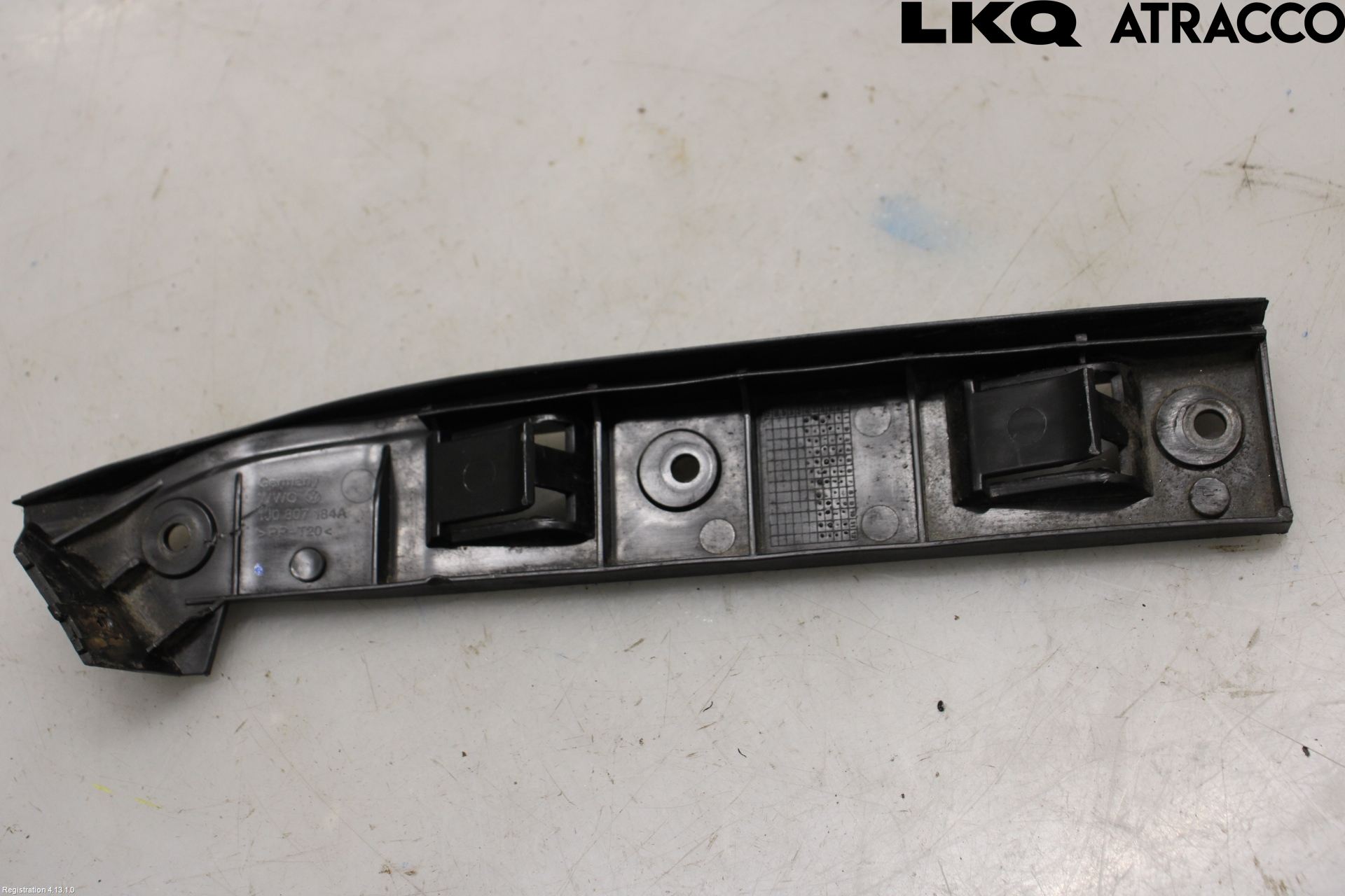 Volkswagen VW GOLF IV 98-06 Stötfångarfäste Fram Hö