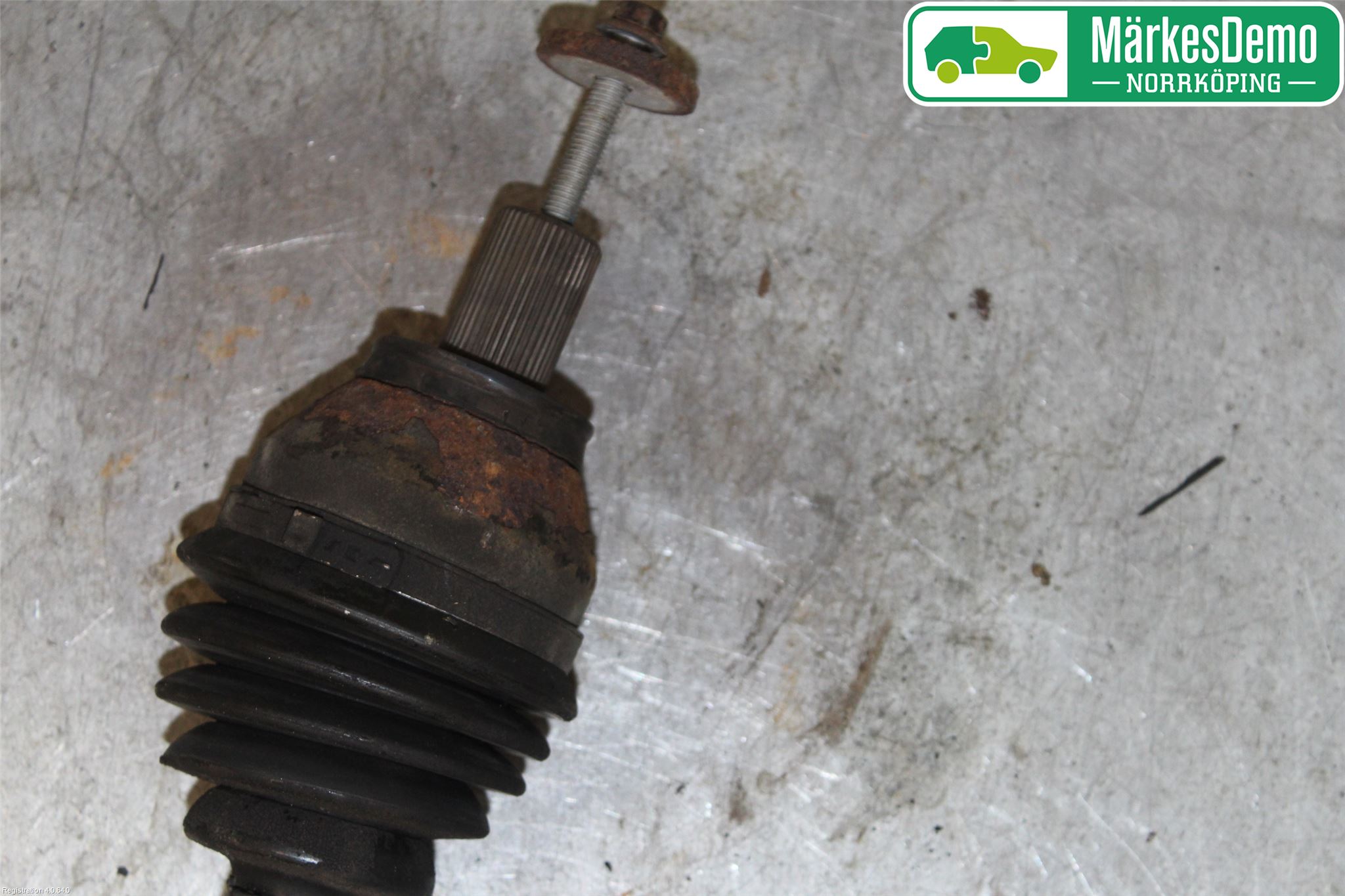 Volvo S80 07-13 Drivaxel Fram Höger