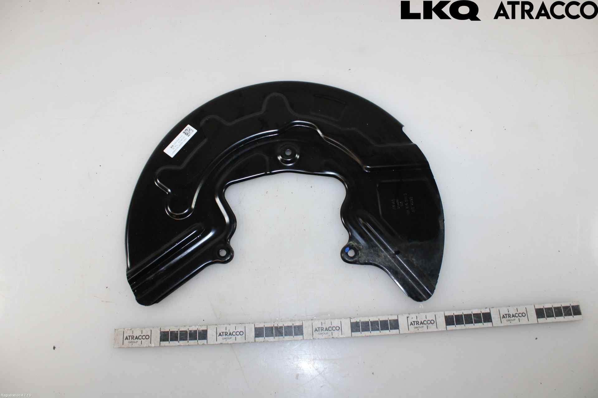 Skoda ENYAQ iV 21- Bromssköld Fram