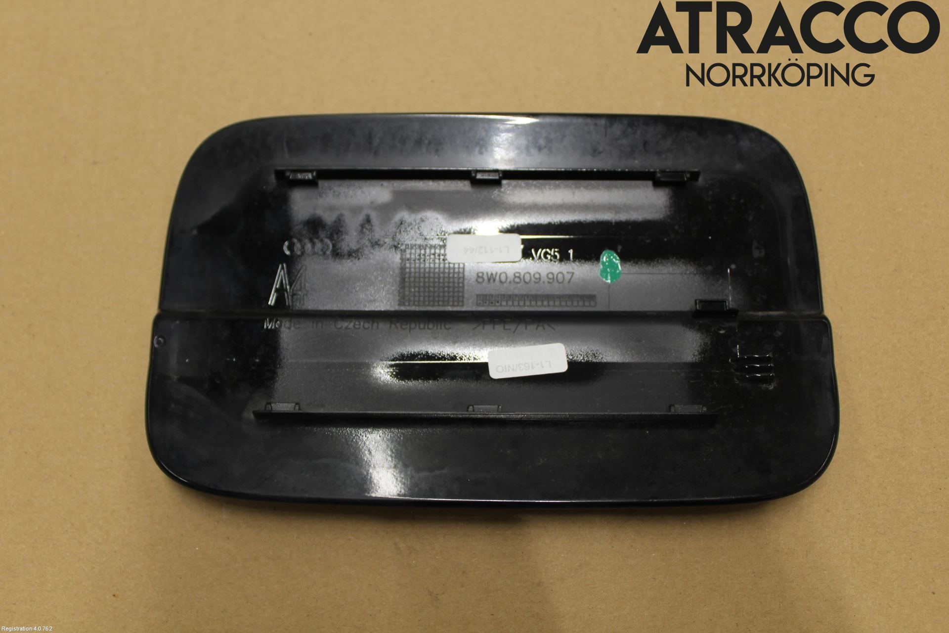 Audi A4/S4 B9 16-19 Tanklucka