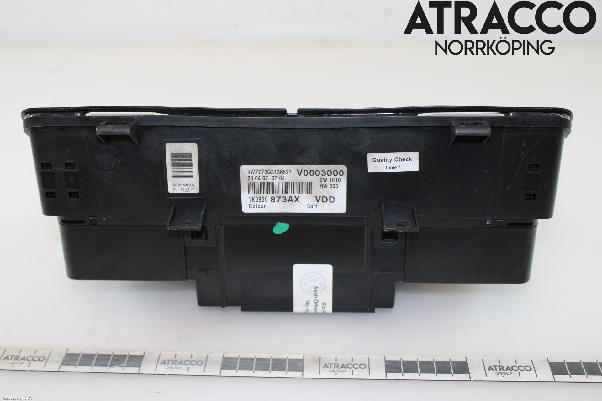 Volkswagen VW JETTA V 06-10 Instrument Komb