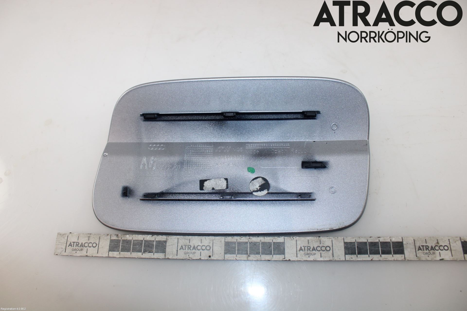 Audi A6 F2/C8 19- Tanklucka