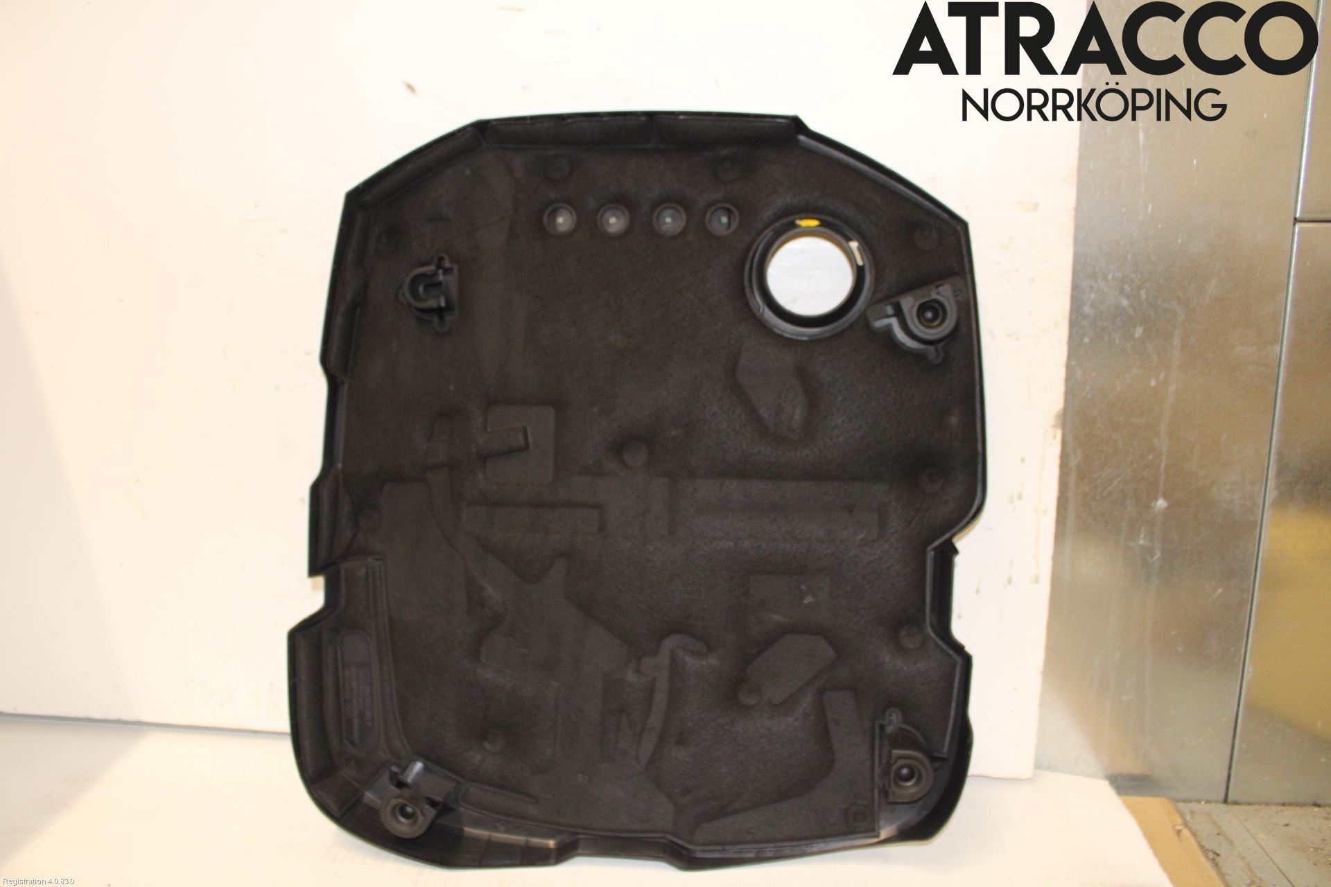 Audi A4/S4 B9 16-19 Motorkåpa