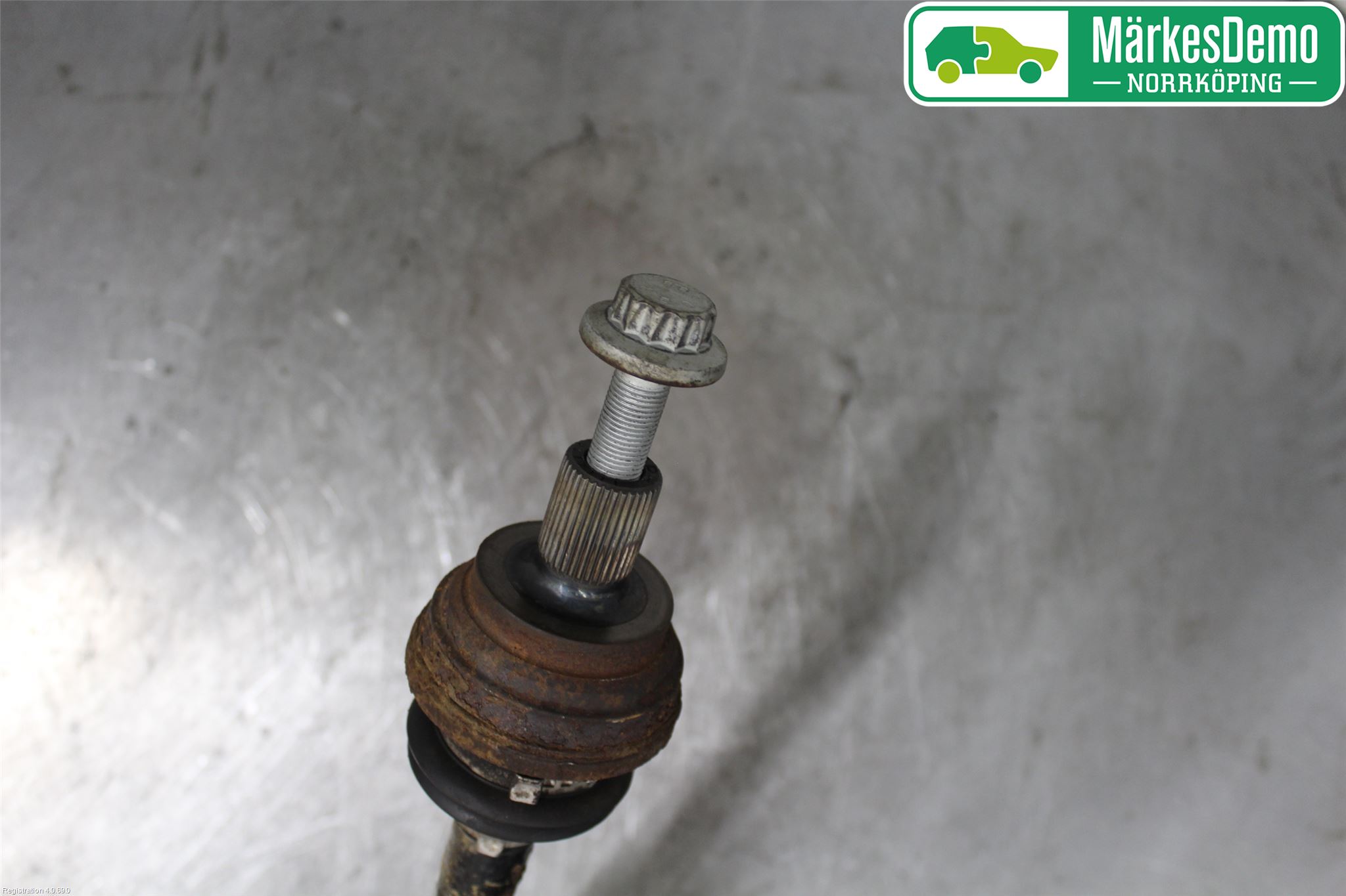 Volkswagen VW GOLF / E-GOLF VII 13-20 Drivaxel Bak Höger