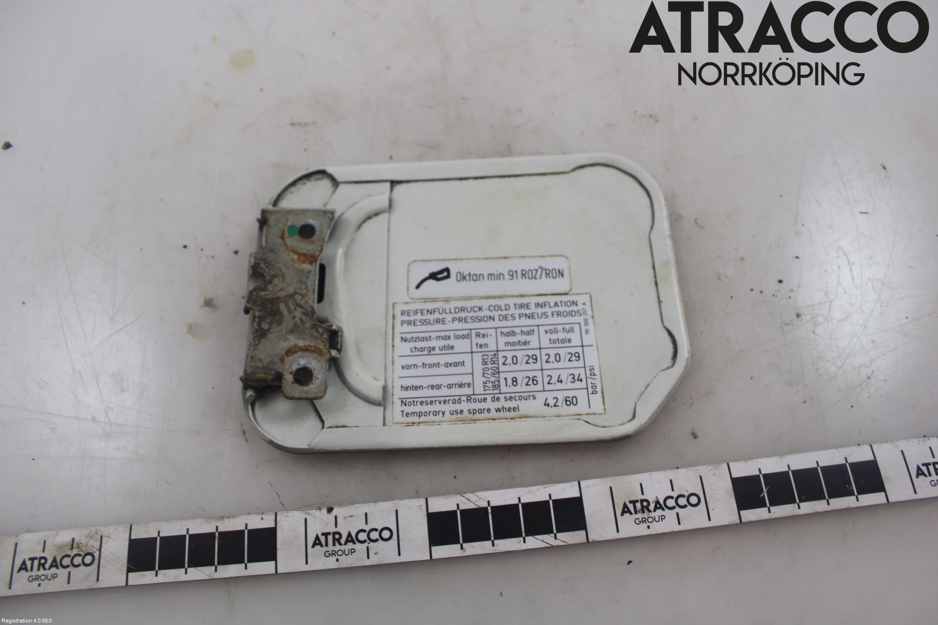 Volkswagen VW GOLF II 84-91 Tanklucka