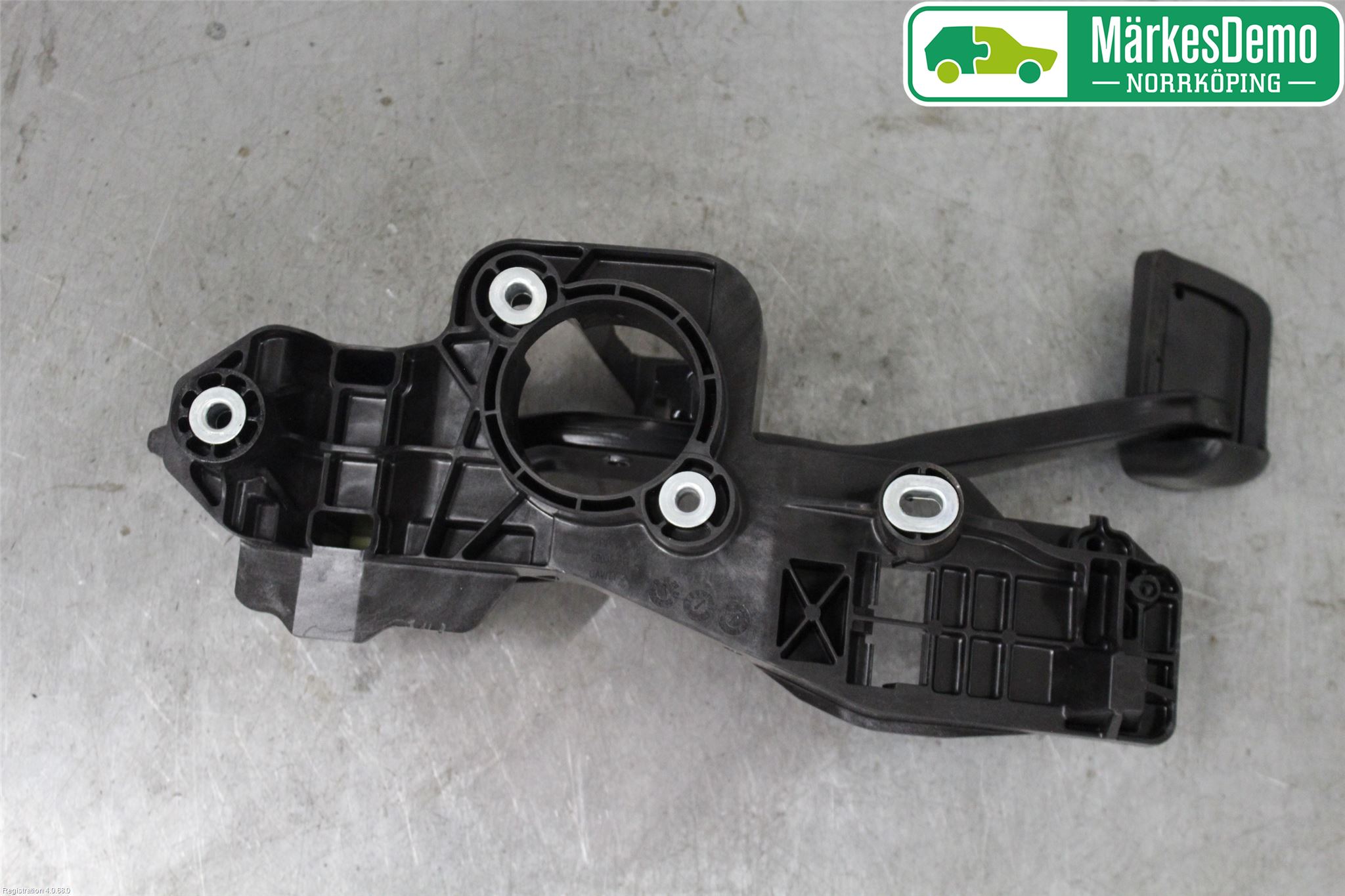 Mercedes-Benz MB B-KLASS (W247) 19- Bromspedal