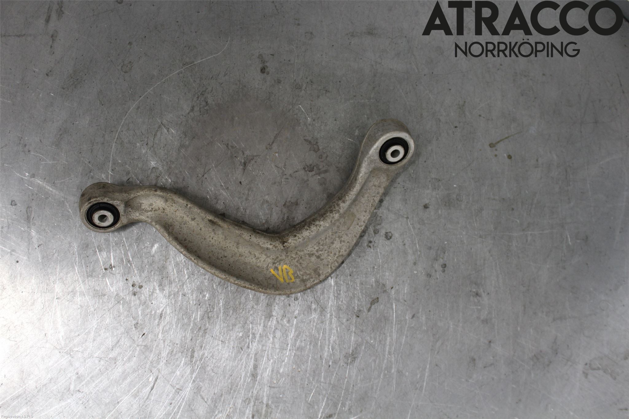 Audi A4 12-15 Bärarm Bak Övre Vänster