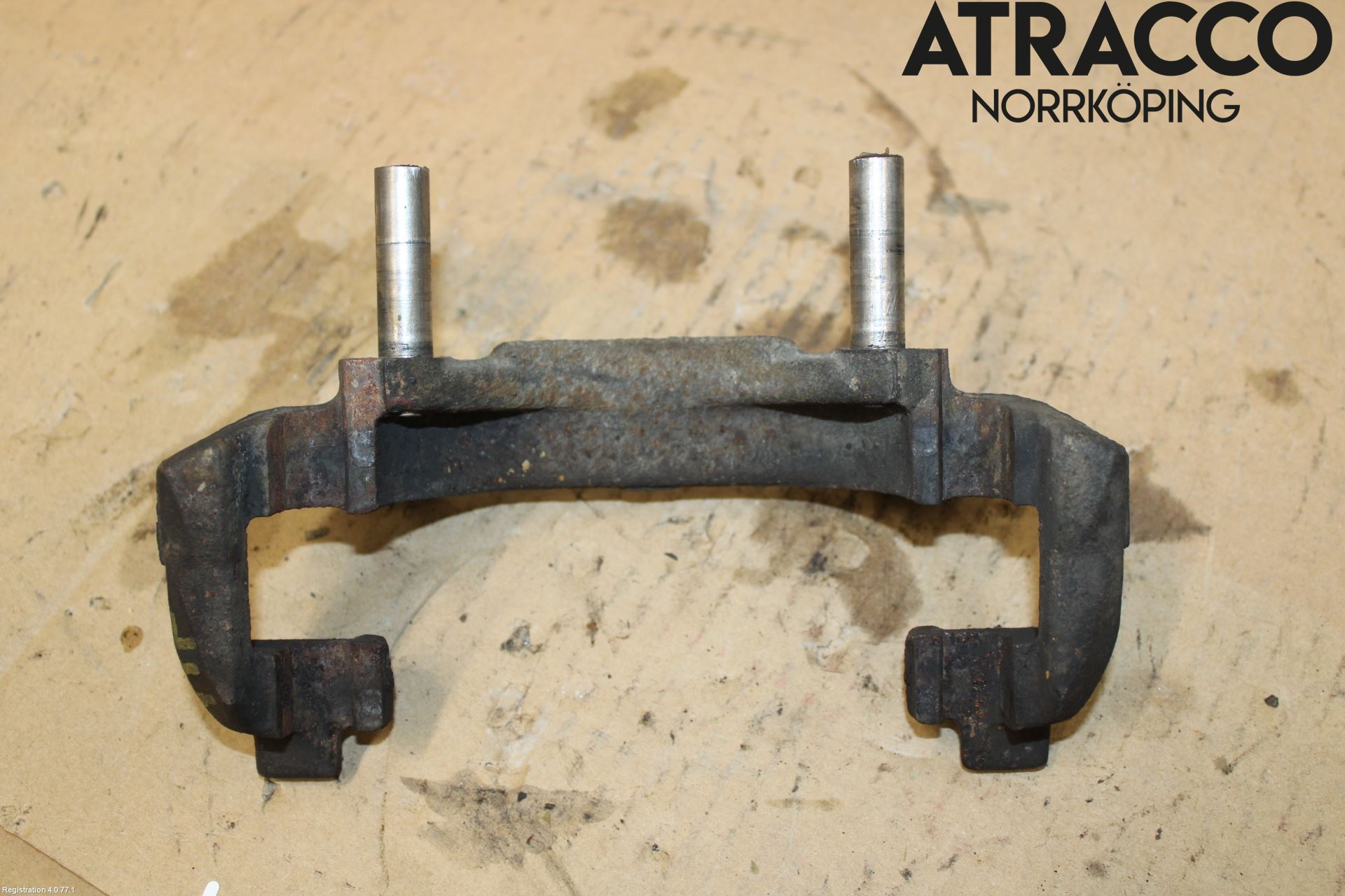 Saab 9-3 VER 2 Bromsokshållare