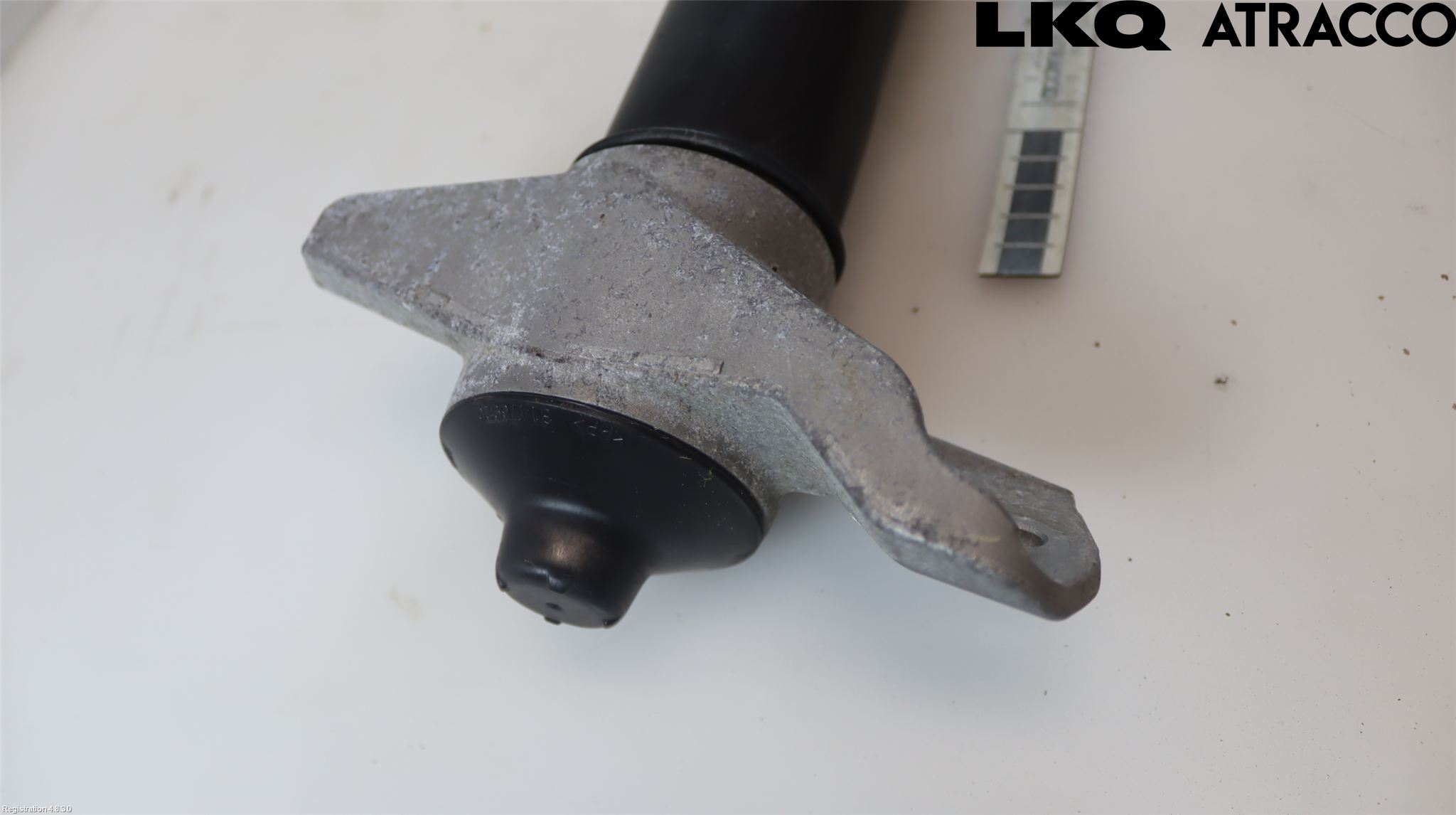 Volvo XC40/RECHARGE 18- Stötdämpare Bak