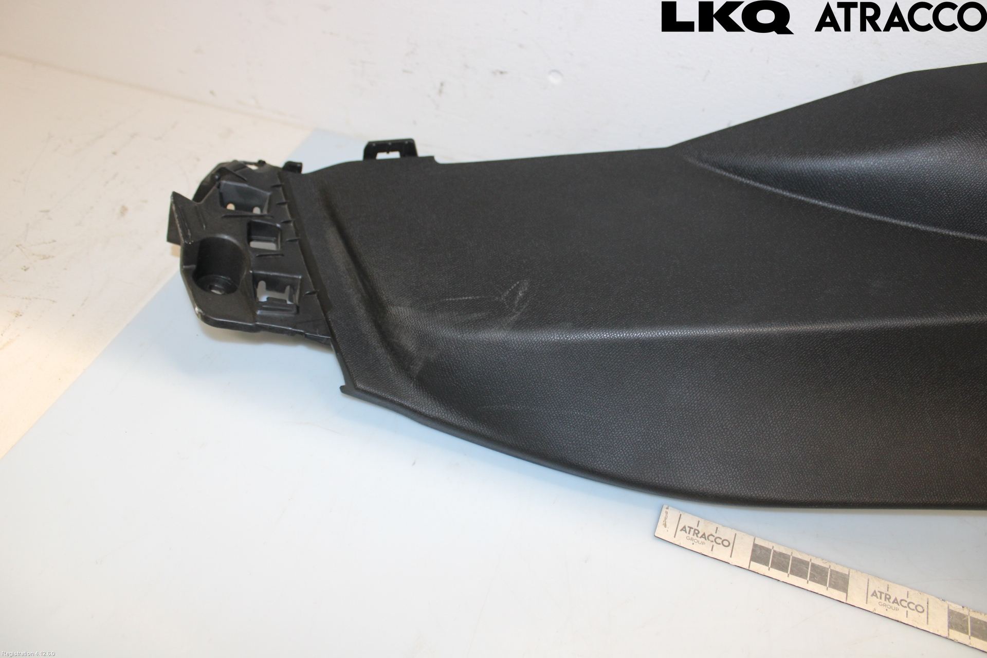 Peugeot 308/E-308 21- Inr Plastd A-B-C Stolpe