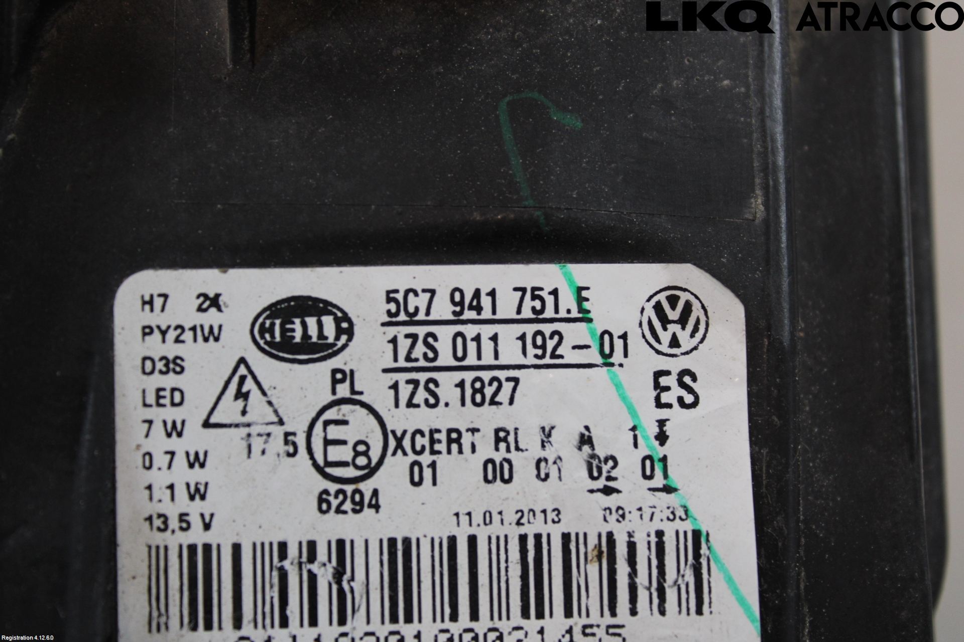 Volkswagen VW JETTA VI 11- Strålkastare Vänster