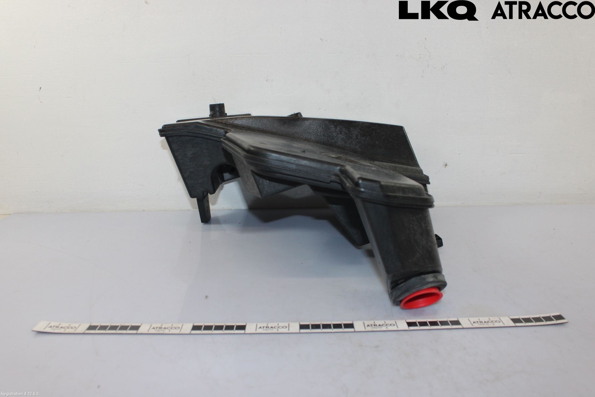 Audi E-TRON, S GE 19- Spolartank Vindruta-Strål