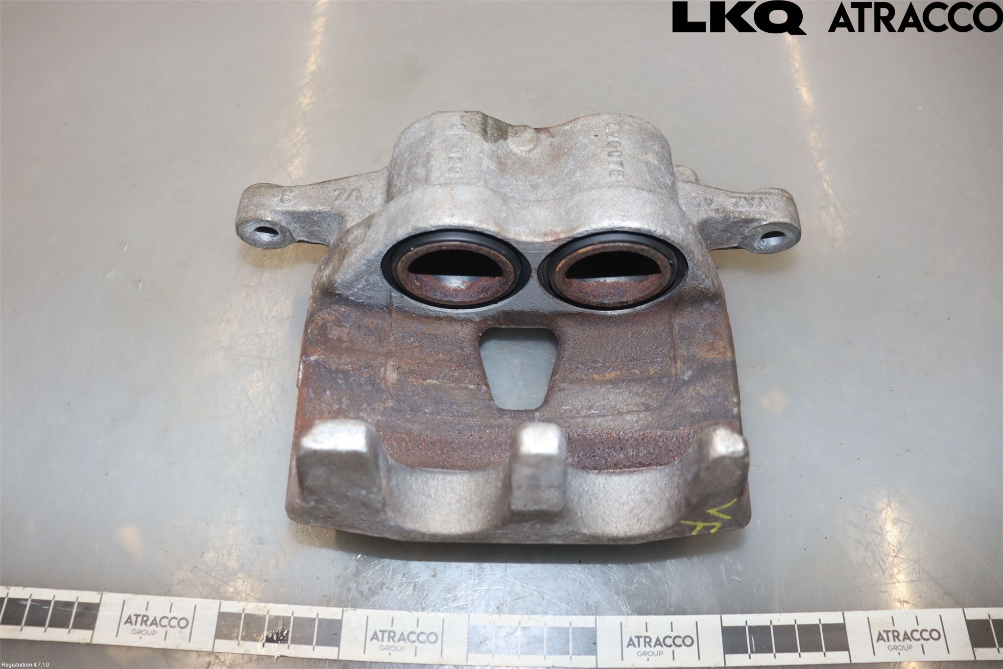 Audi Q4 E-TRON FZ 22- Bromsok Fram Vänster