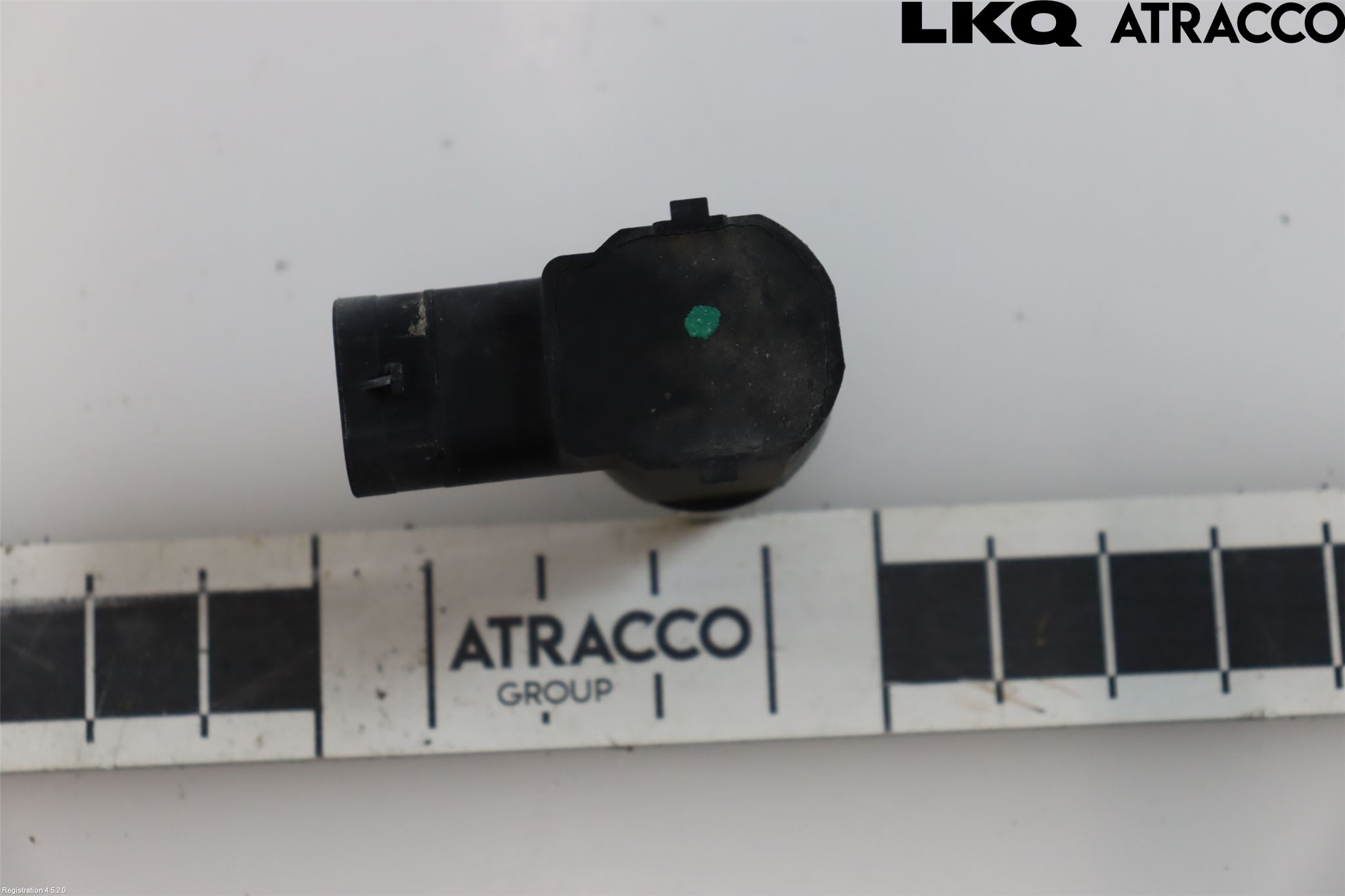 Skoda SUPERB 09-15 Parkeringshjälp Frontsensor