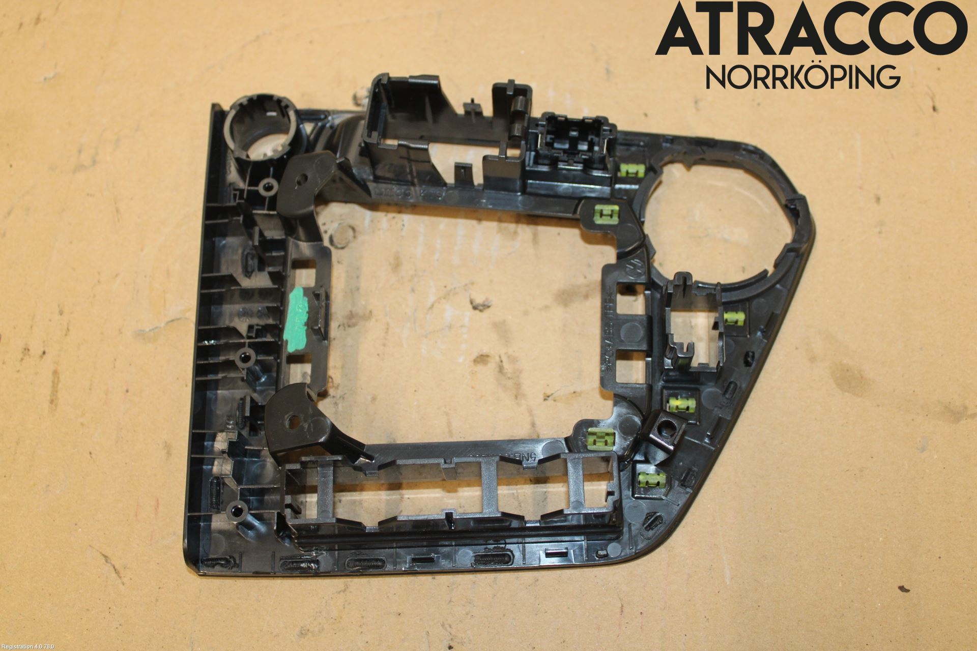 Volkswagen VW TIGUAN 16-24 Inredning Sarg Växelspak