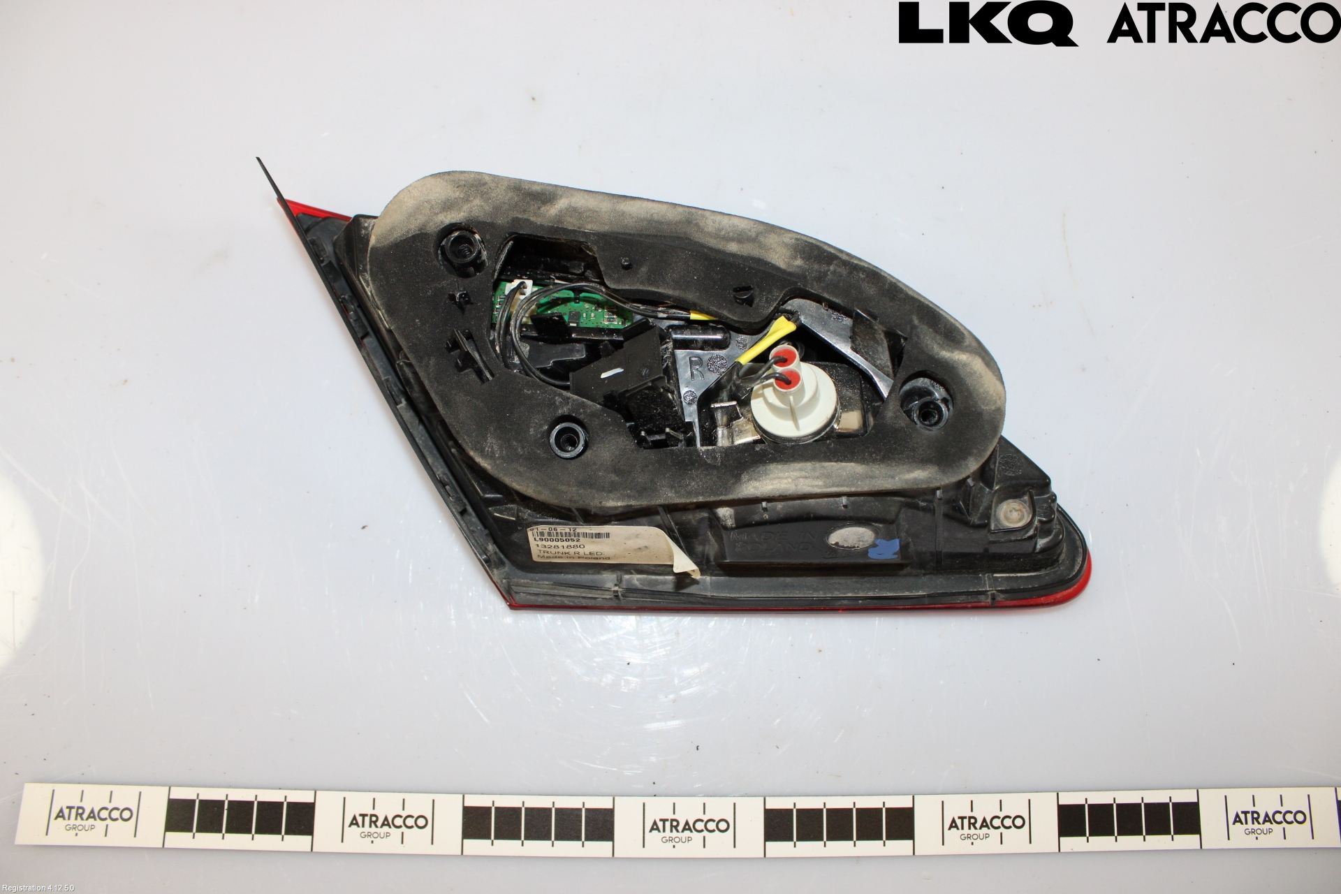 Opel ASTRA J 10-15 Bakljus Lucka Hö