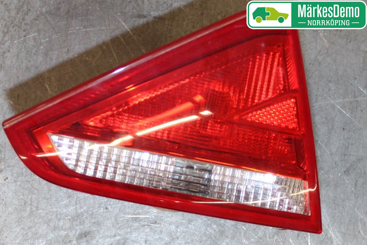 Audi A5 07-16 Bakljus Lucka Vä