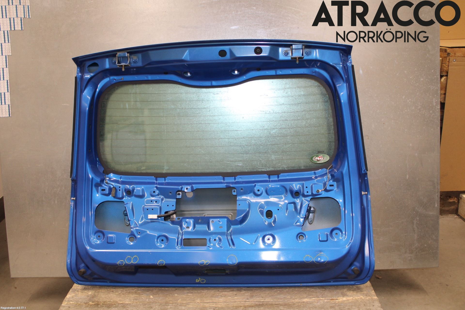 Nissan NOTE E11 06-14 Baklucka Cc-Kombi-Sedan