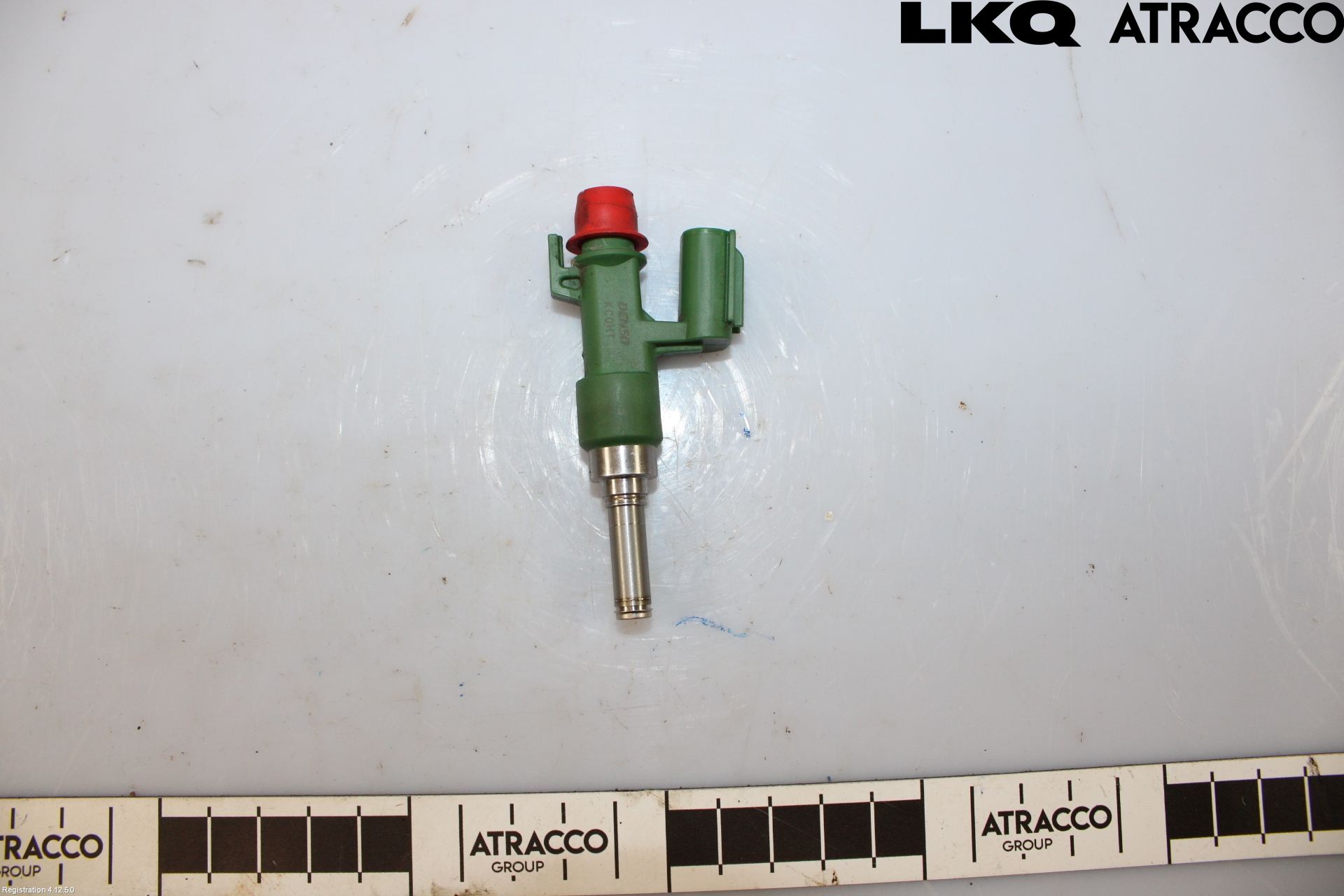 Toyota YARIS XP21 20- Injspridare