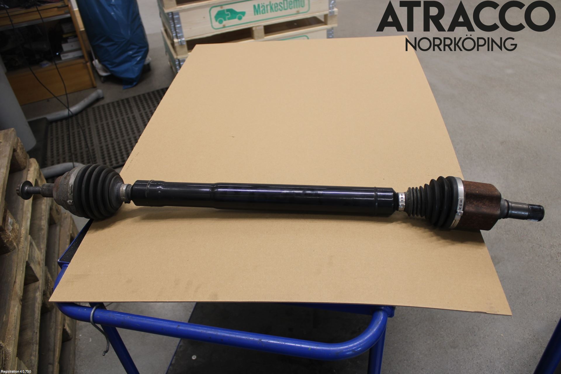 Volkswagen VW PASSAT 15-19 Drivaxel Fram Höger