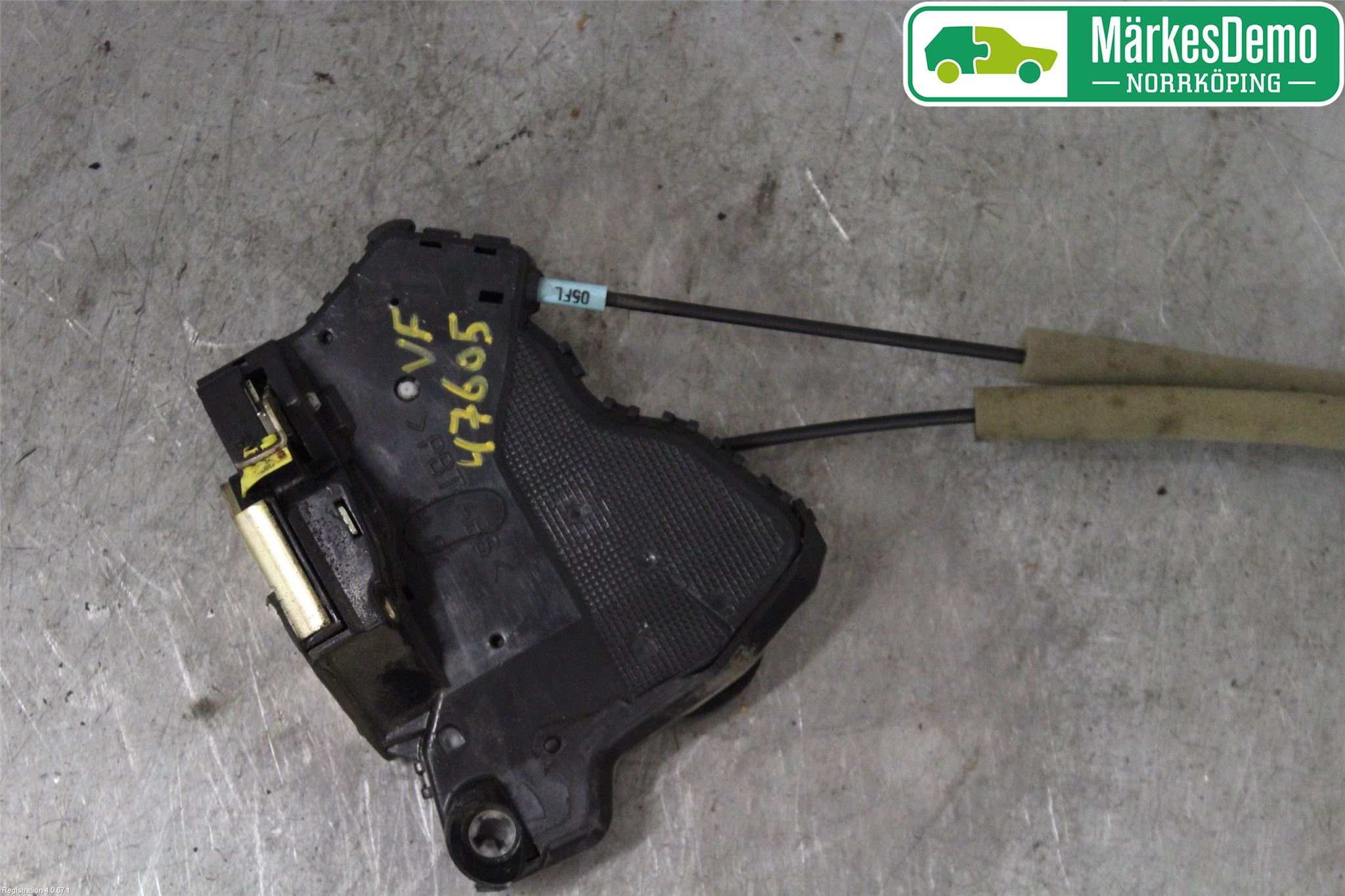 Toyota COROLLA 02-07 Låskista-Dörrlås