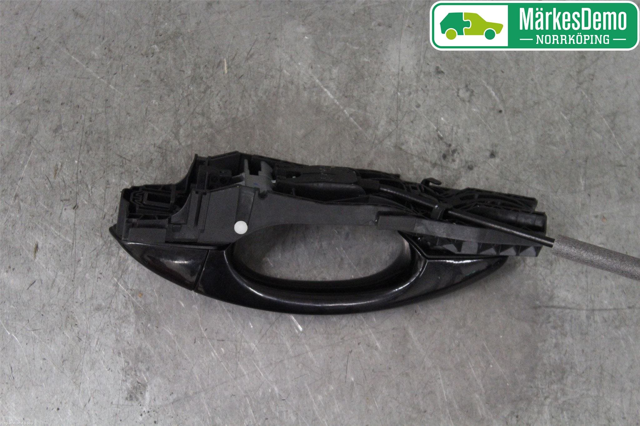 Skoda KAMIQ 20- Dörrhandtag Yttre Vä