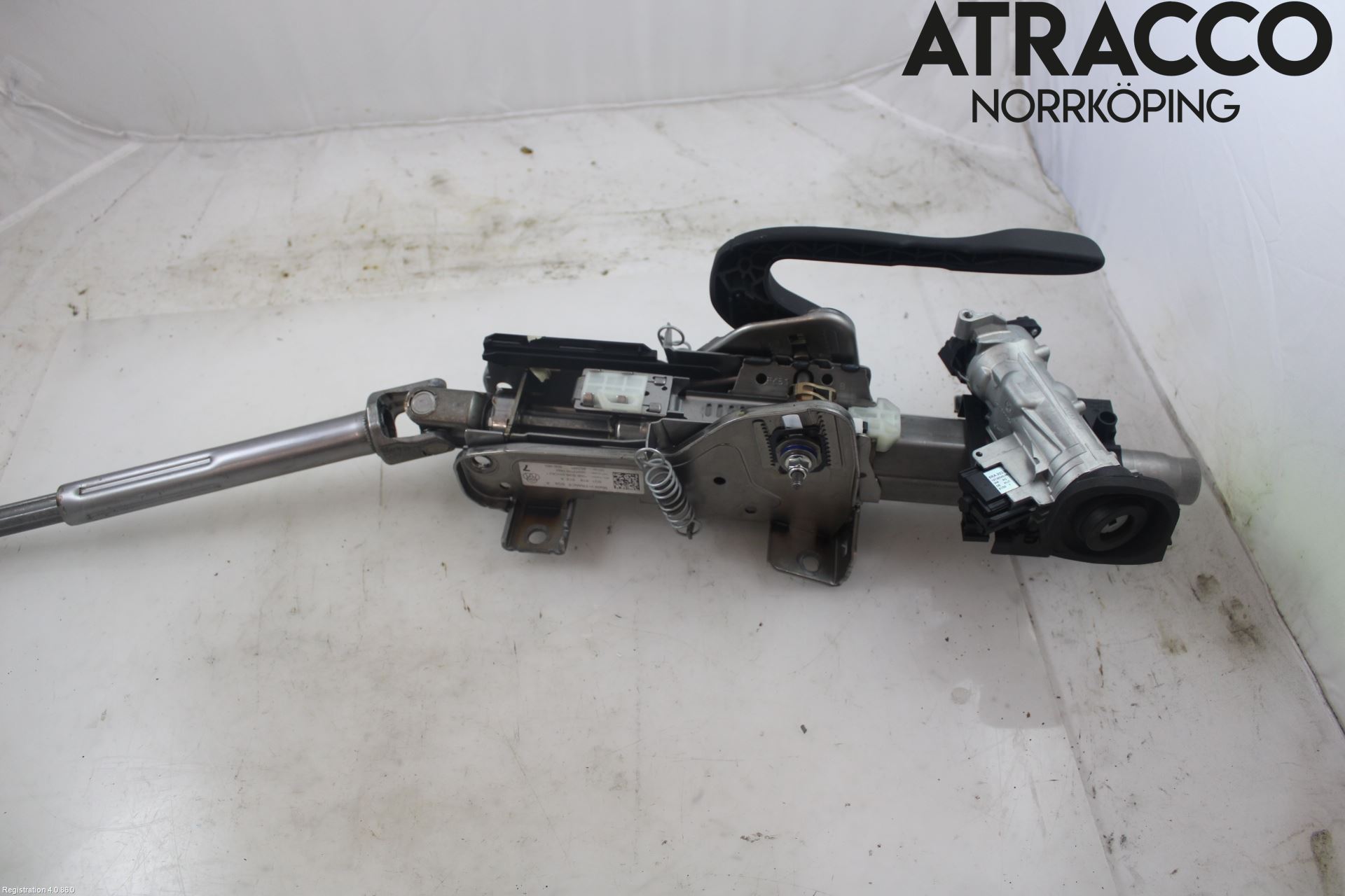 Audi Q3 F3 19- Rattaxelagg Justerbart