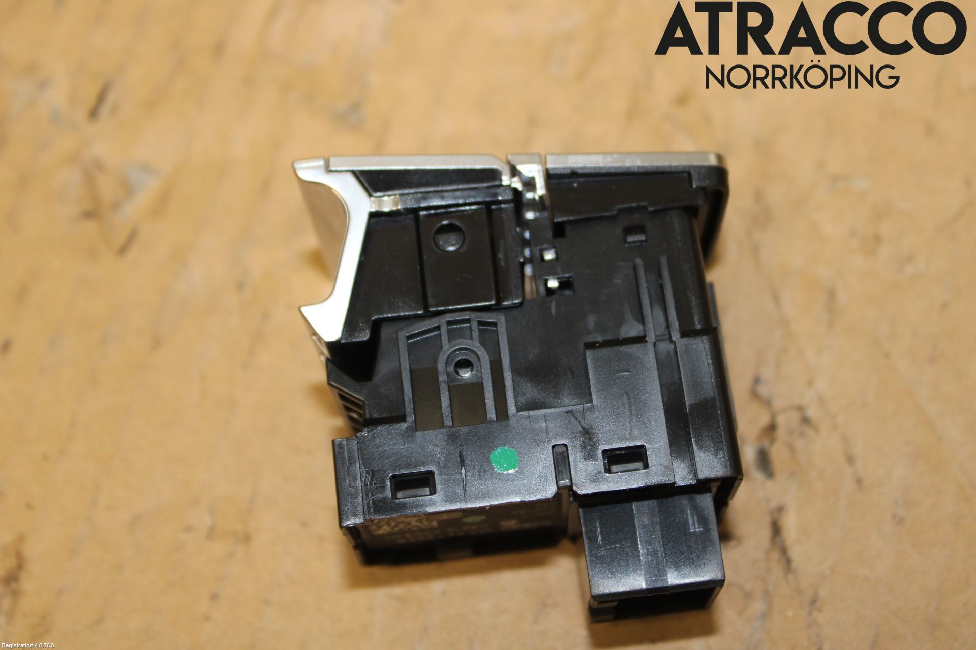 Audi A6 F2/C8 19- Strömställare Parkeringsbroms