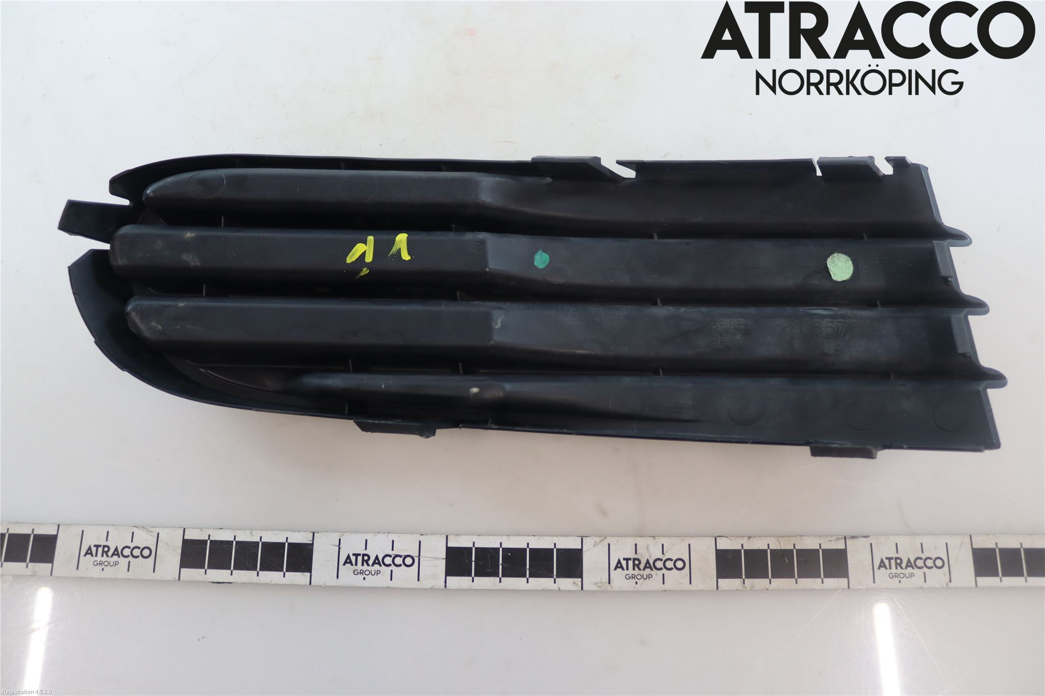 Volvo S40 04-07 Grilldel Vänster