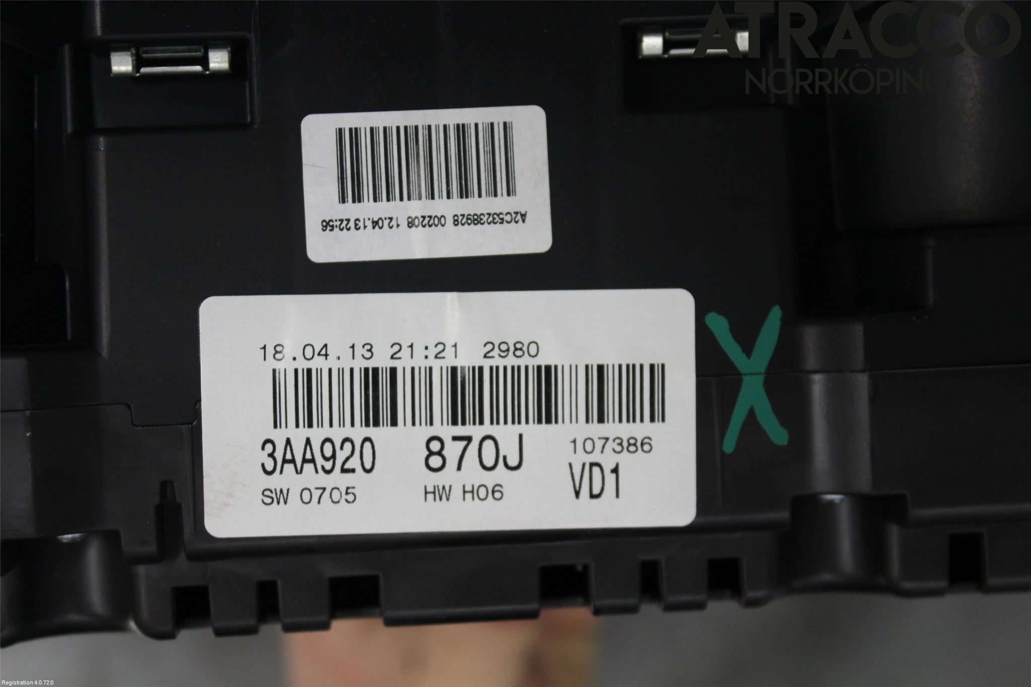 Volkswagen VW PASSAT 11-14 Instrument Komb