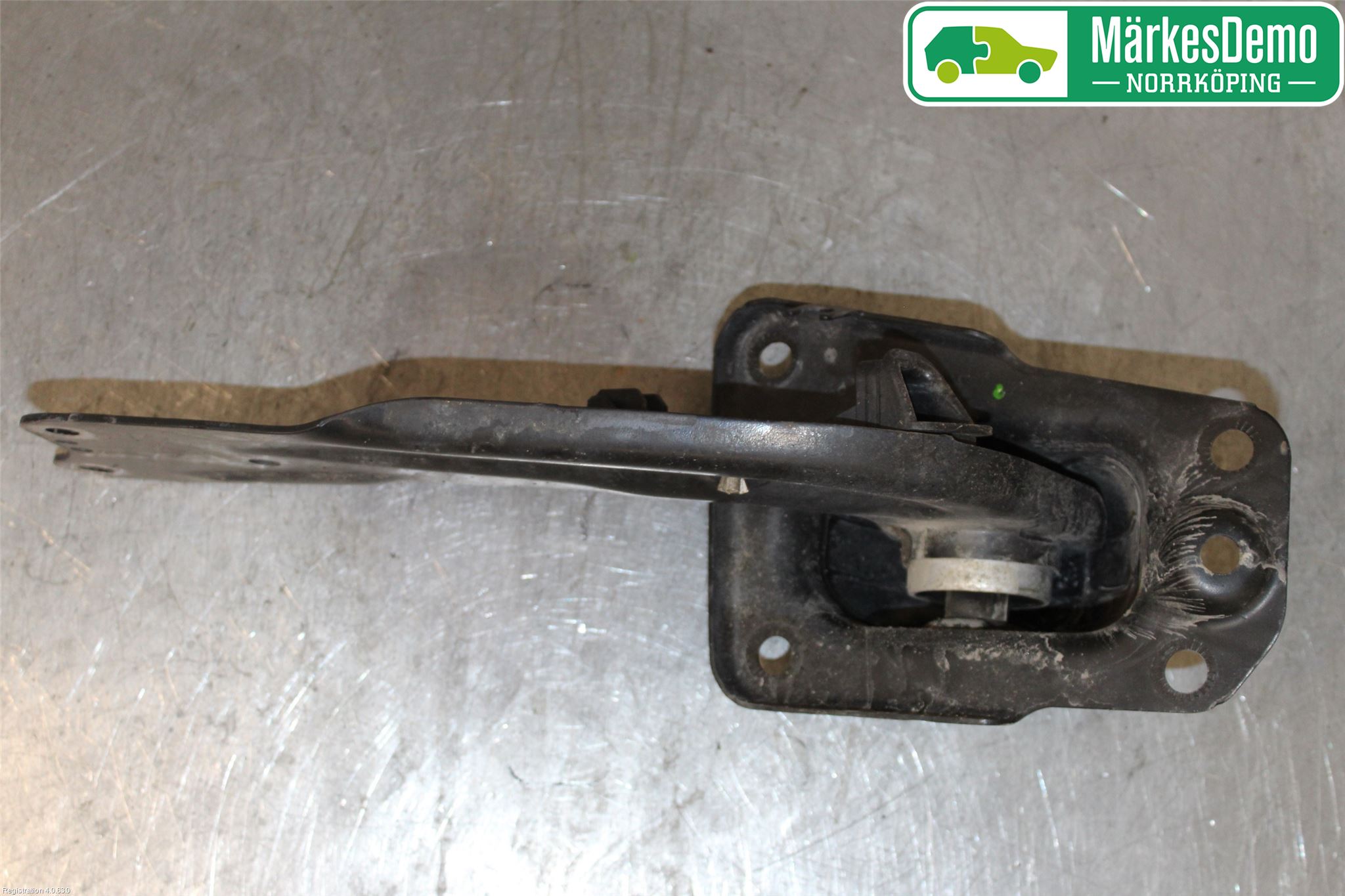 Skoda OCTAVIA (5E) 13-20 Bärarm Bak Vänster