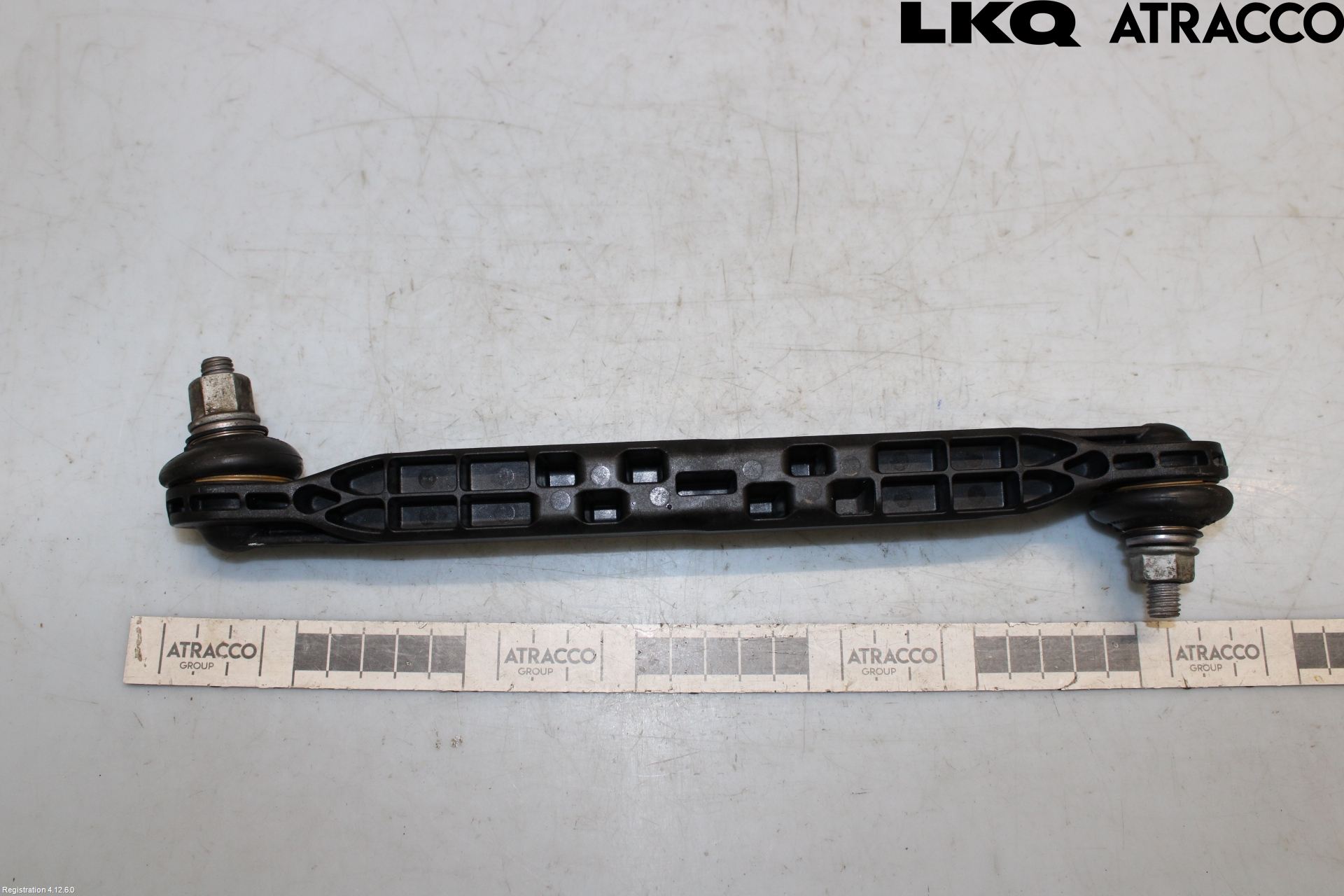 Seat ARONA Krängningshämmarstag Fram