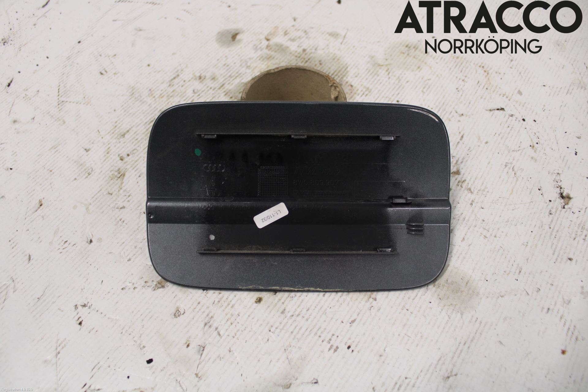 Audi A4/S4 B9 16-19 Tanklucka