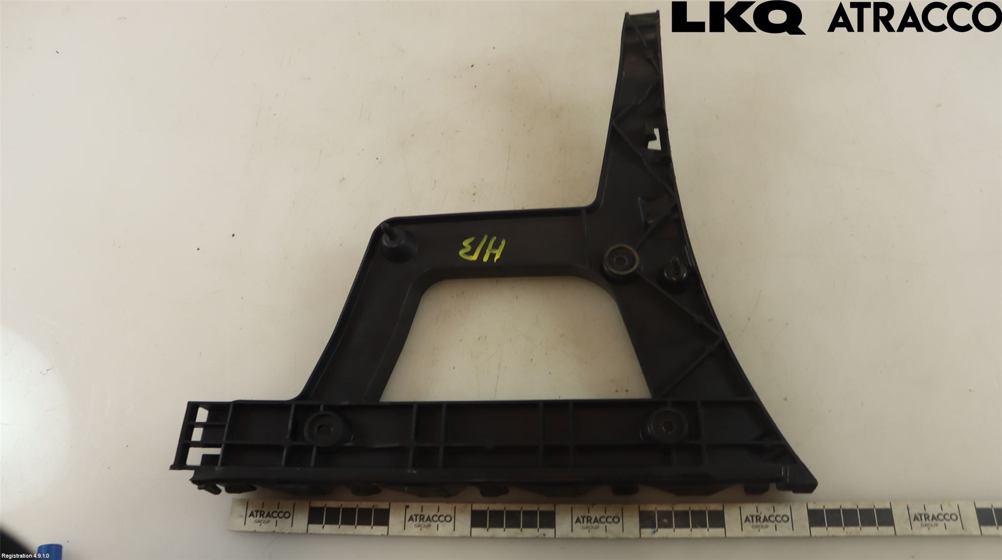 Audi A4 12-15 Stötfångarfäste Bak Hö