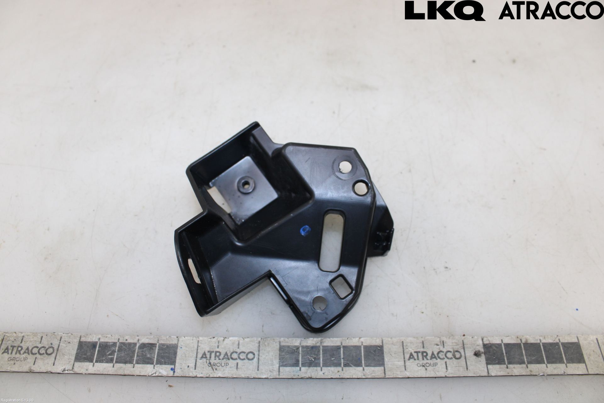 Lexus UX/300e 19- Stötfångarfäste Fram Hö